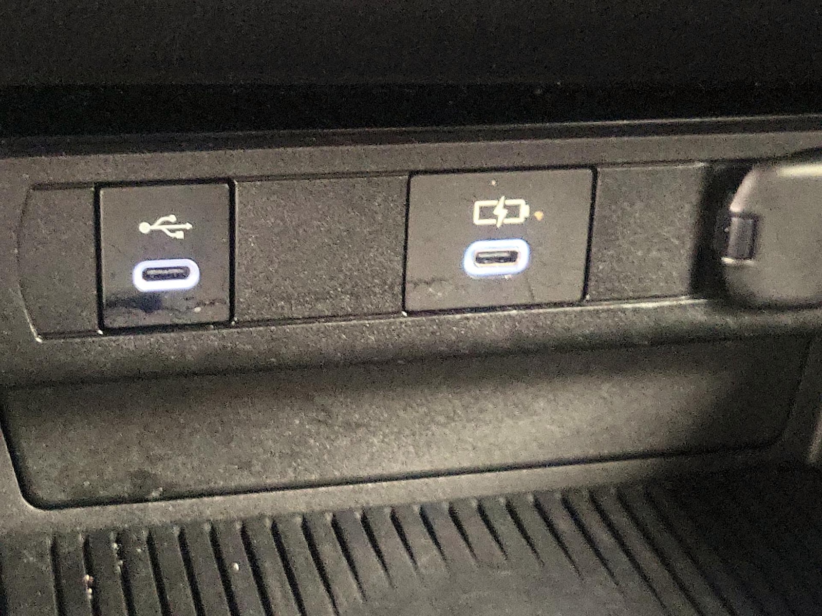 2023 Toyota Prius Prime SE - Photo 19