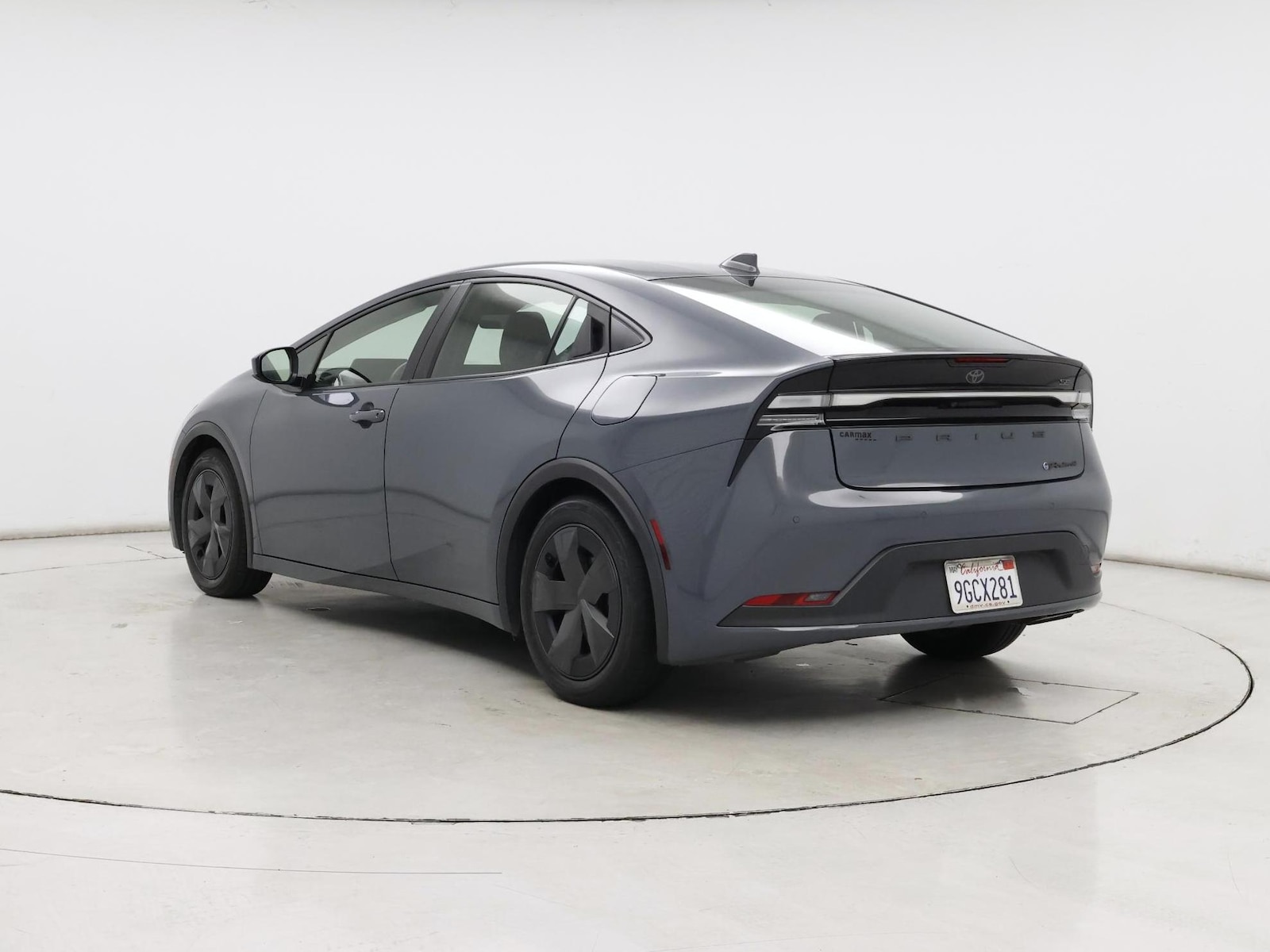 2023 Toyota Prius Prime SE - Photo 3