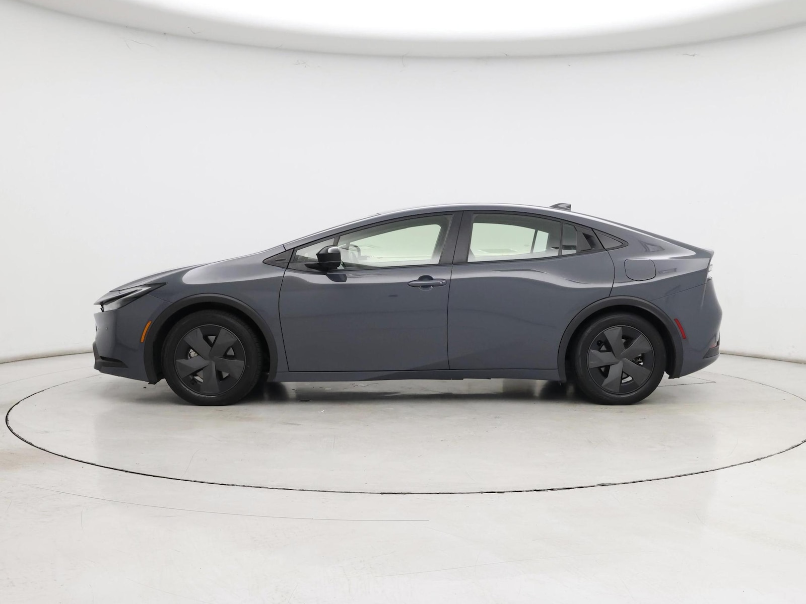 2023 Toyota Prius Prime SE - Photo 4