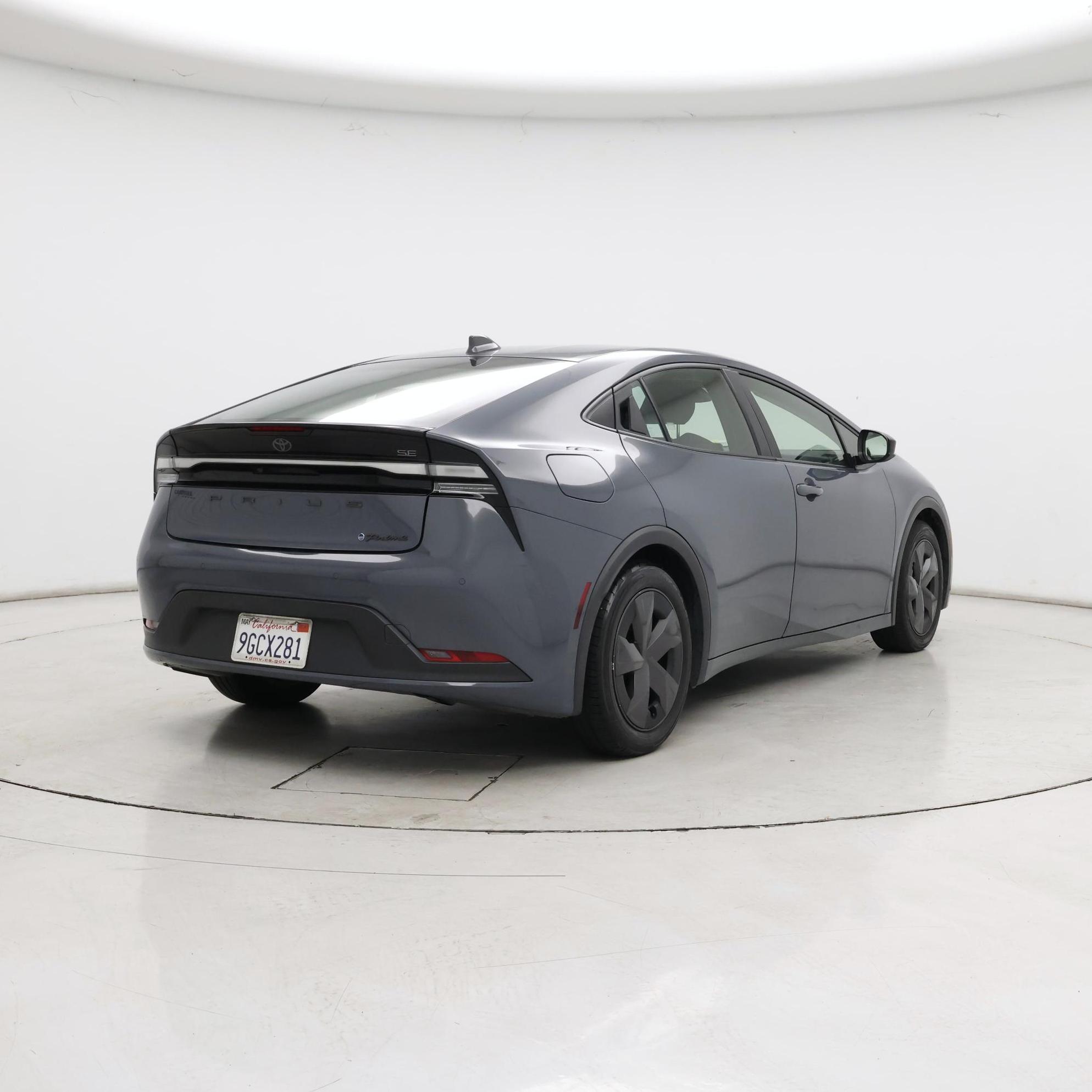 Thumbnail: 2023 Toyota Prius Prime - 8