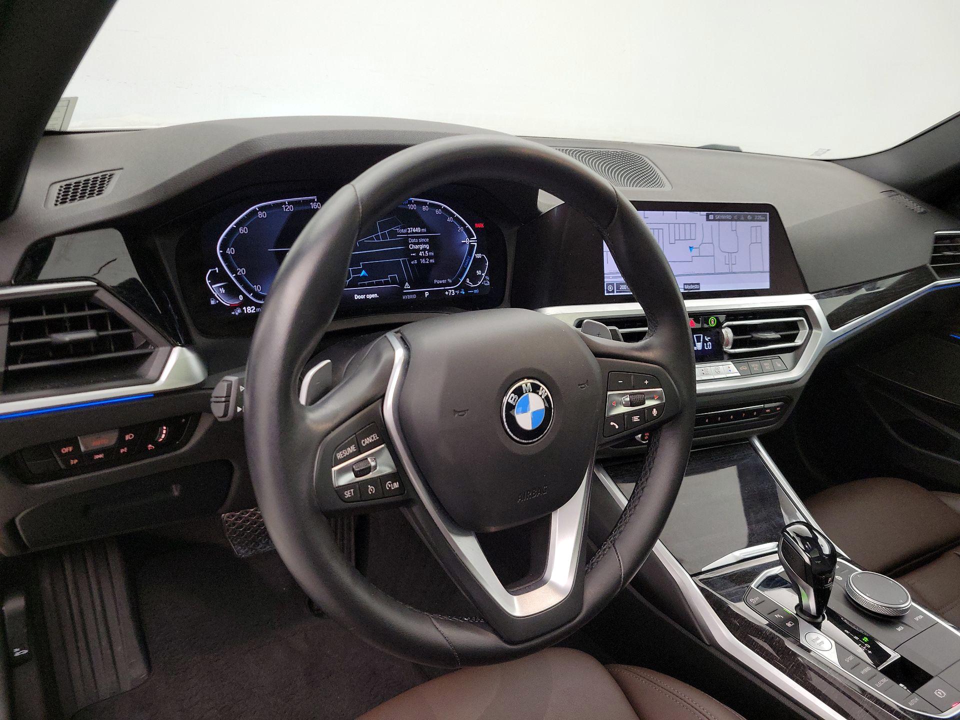 Thumbnail: 2021 BMW 3 Series - 9