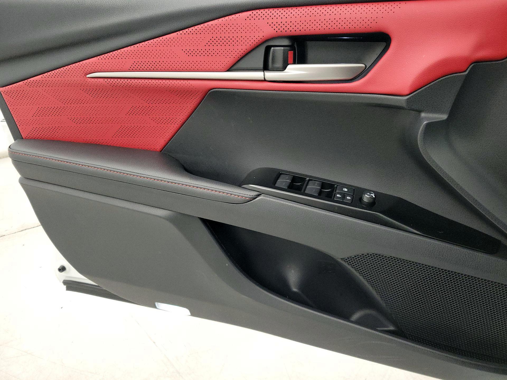 Thumbnail: 2026 Toyota Camry - 12