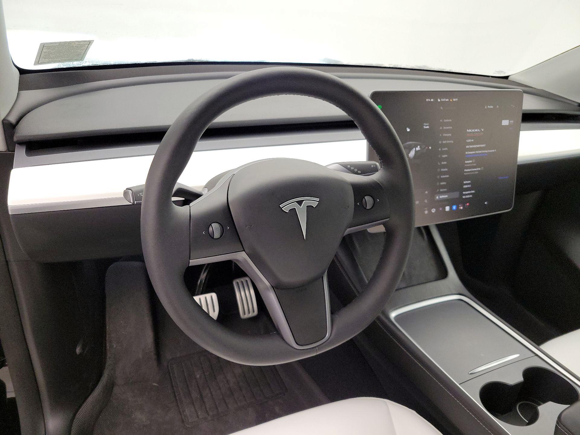 Thumbnail: 2024 Tesla Model Y - 10