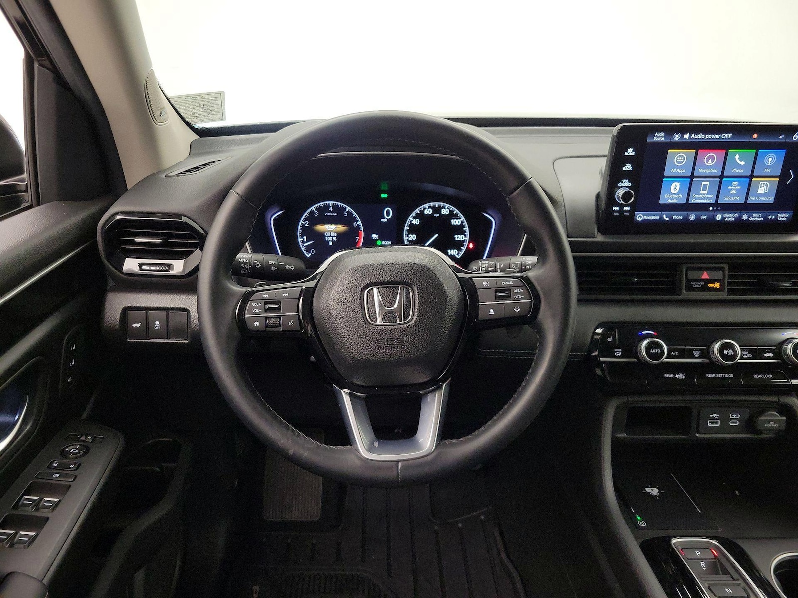 2025 Honda Pilot Touring - Photo 11