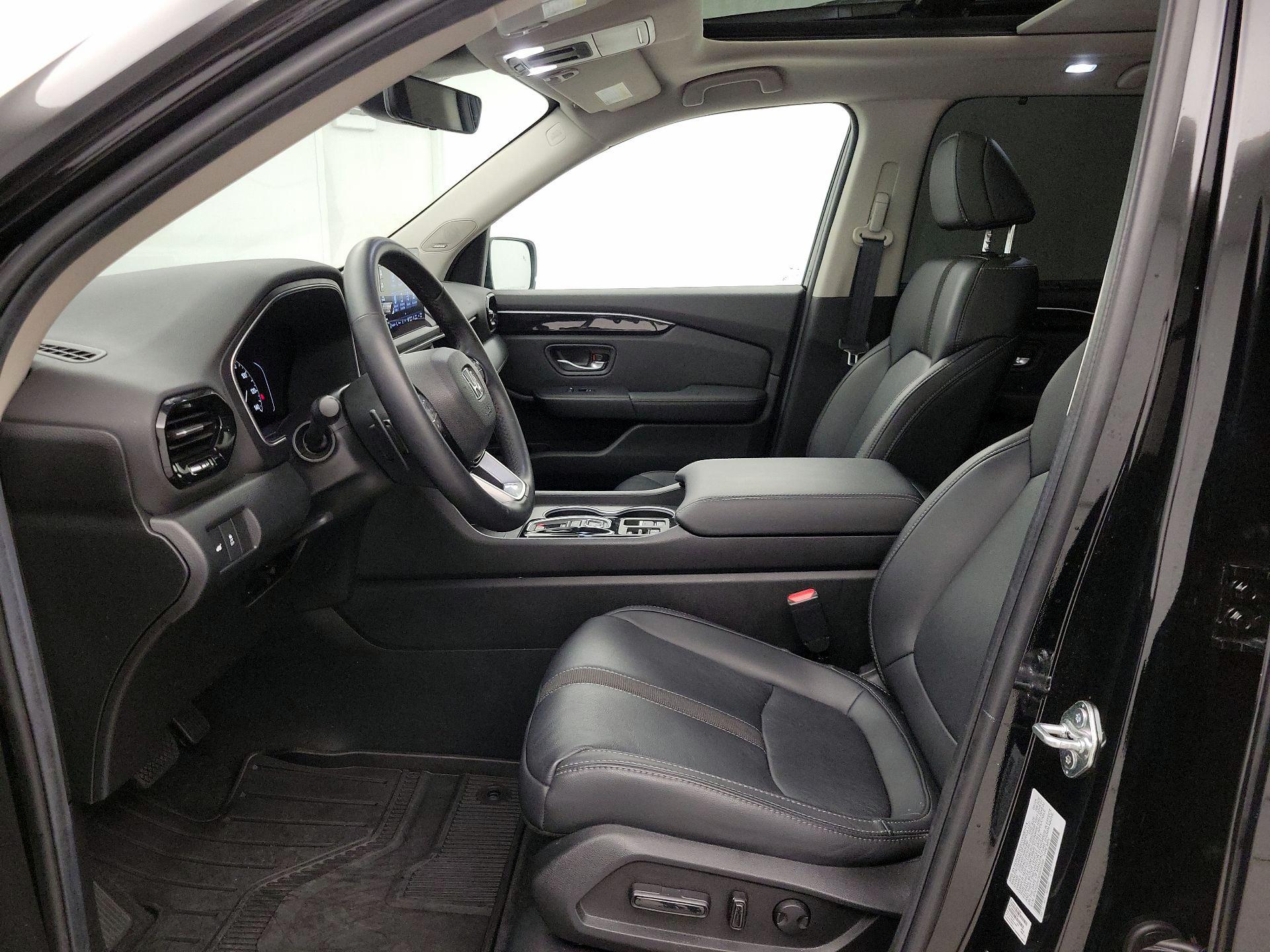 Thumbnail: 2025 Honda Pilot - 11