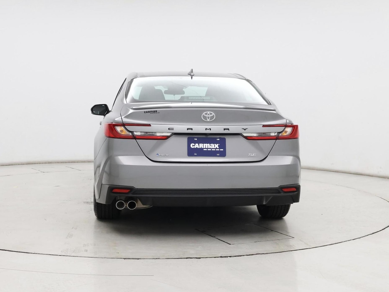 2025 Toyota Camry SE - Photo 7