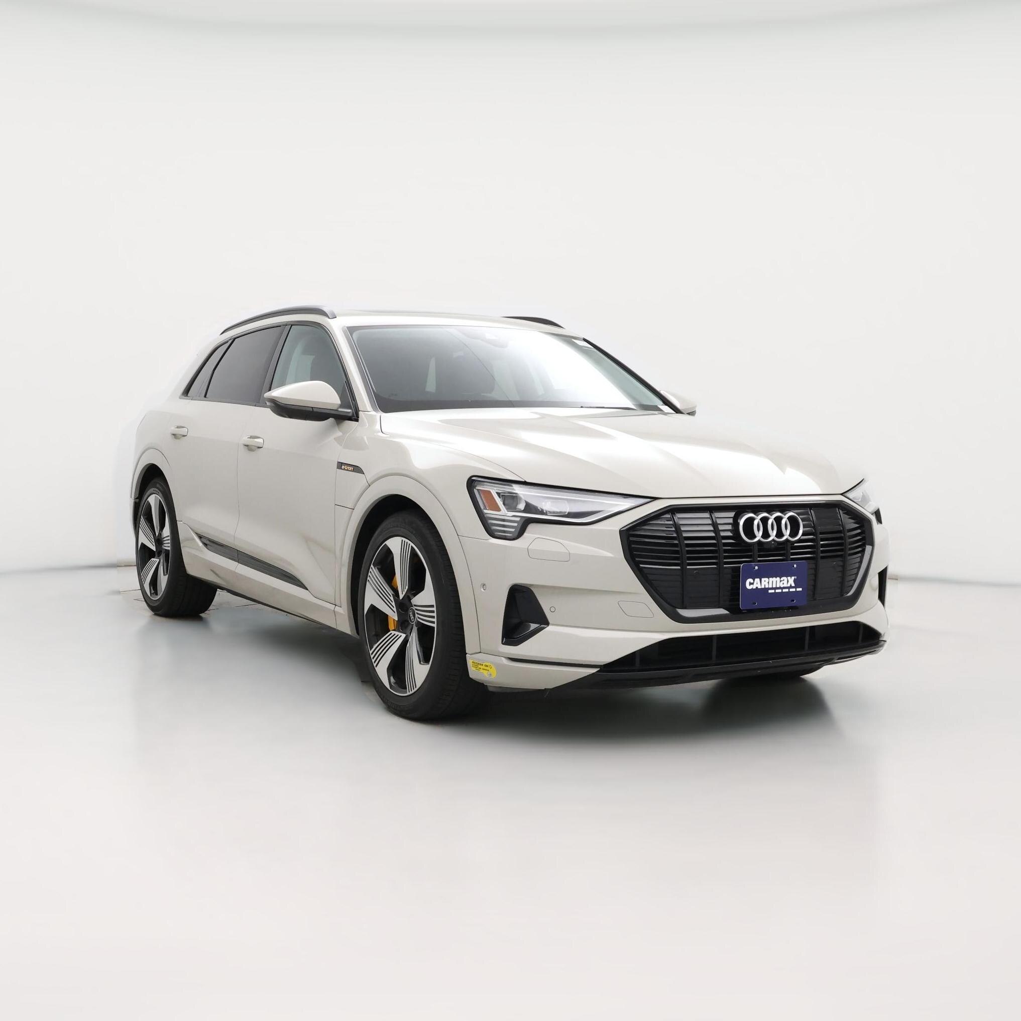 Thumbnail: 2022 Audi e-tron - 1