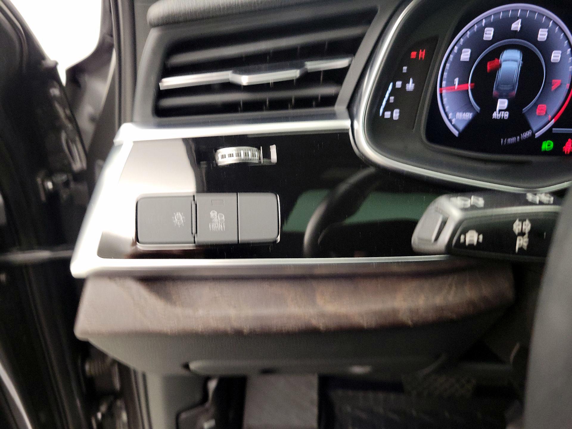 Thumbnail: 2020 Audi Q7 - 13