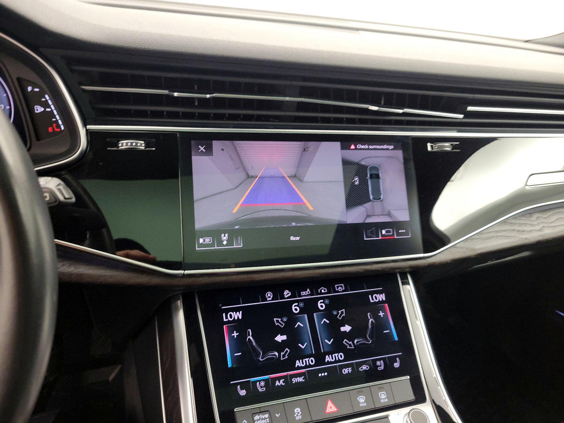 Thumbnail: 2020 Audi Q7 - 15