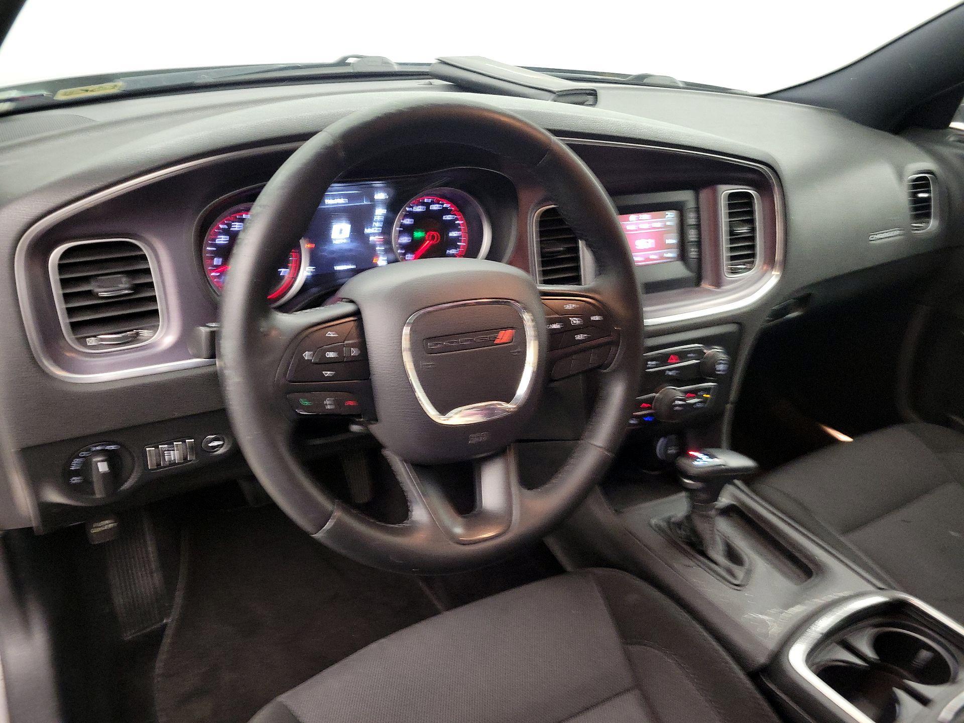 Thumbnail: 2016 Dodge Charger - 9