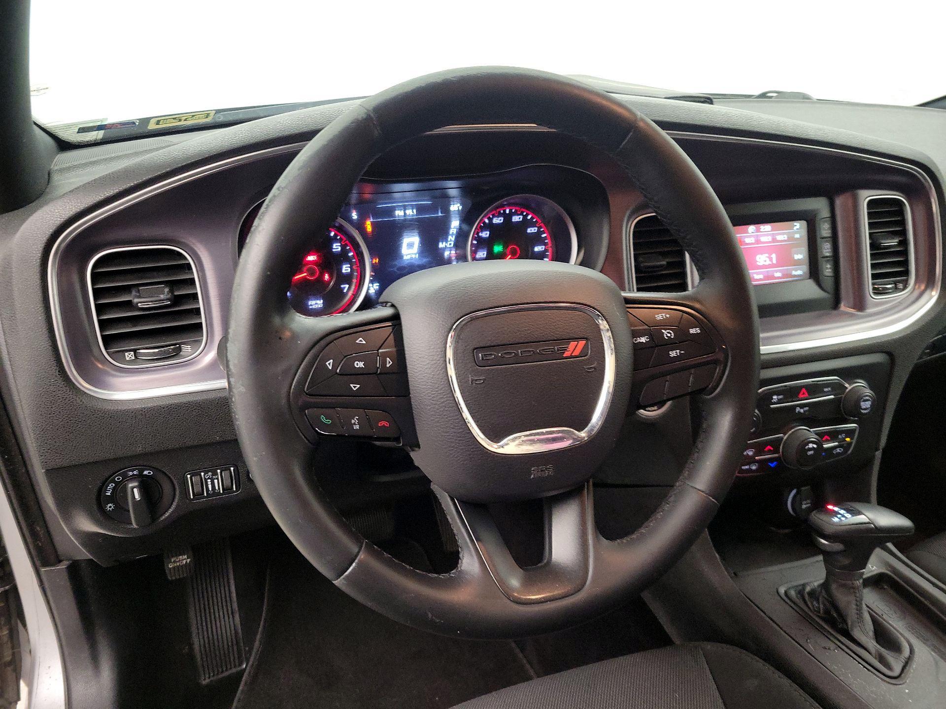 Thumbnail: 2016 Dodge Charger - 10