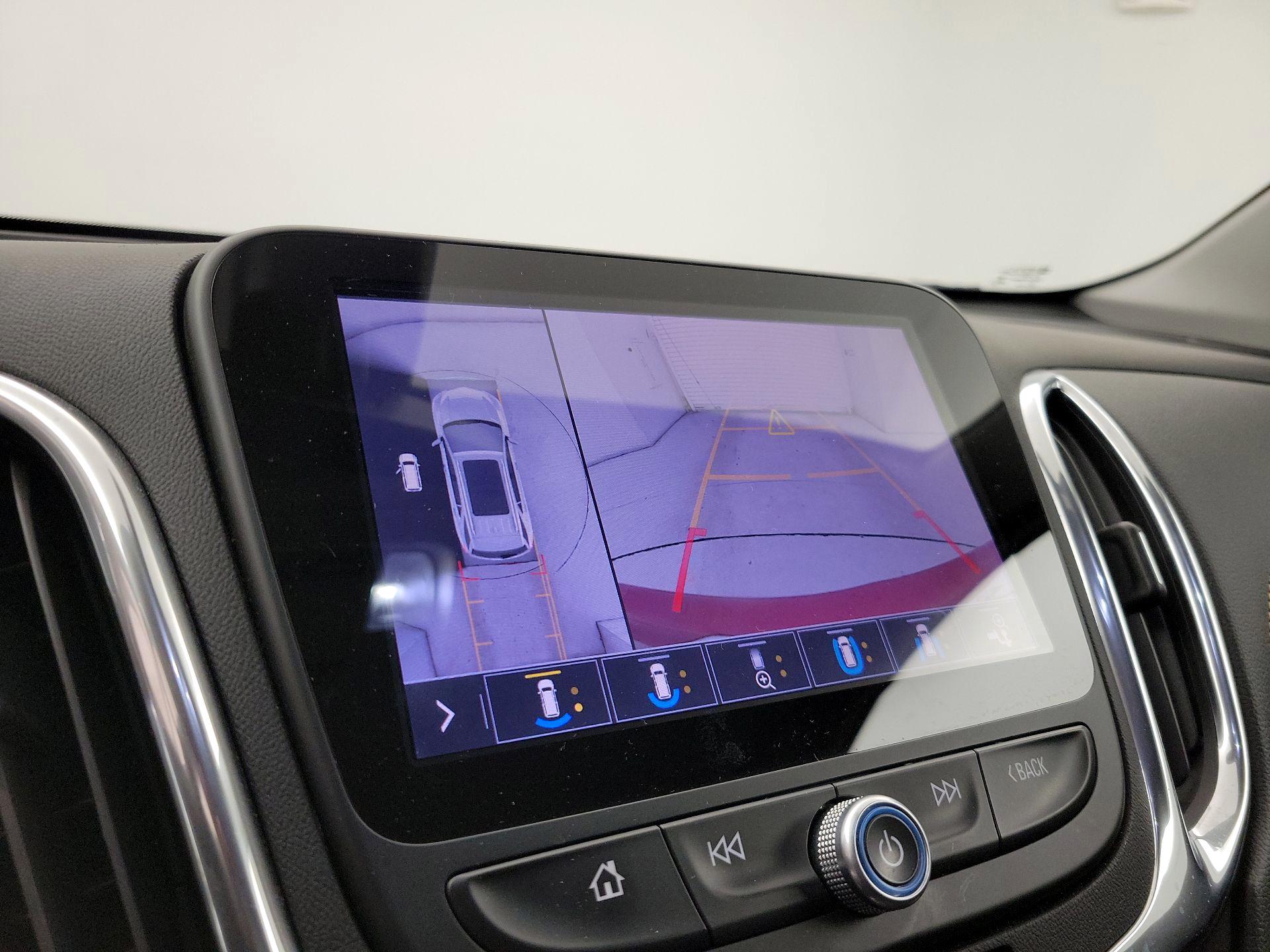 Thumbnail: 2020 Chevrolet Equinox - 14