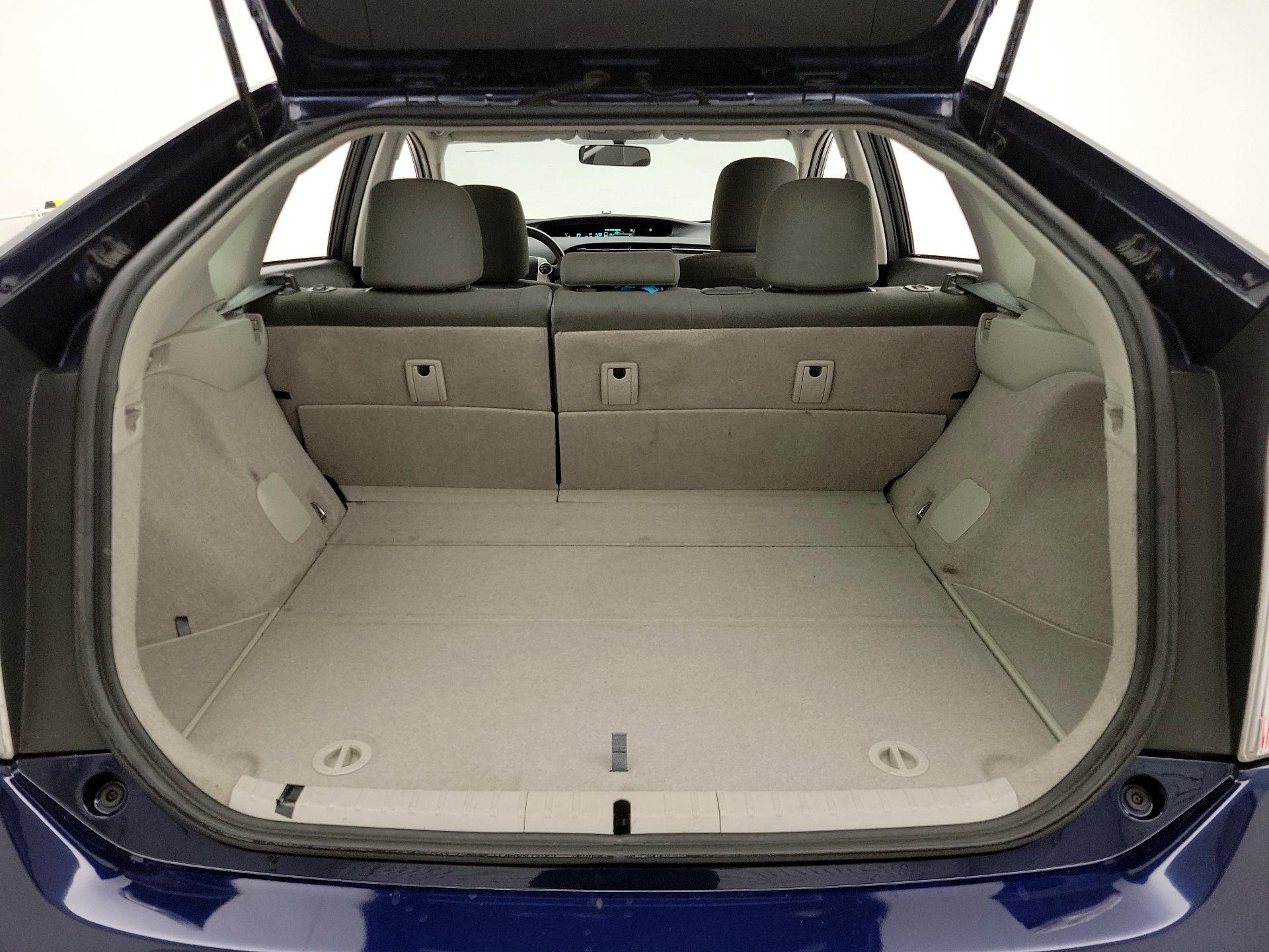 Thumbnail: 2014 Toyota Prius - 19