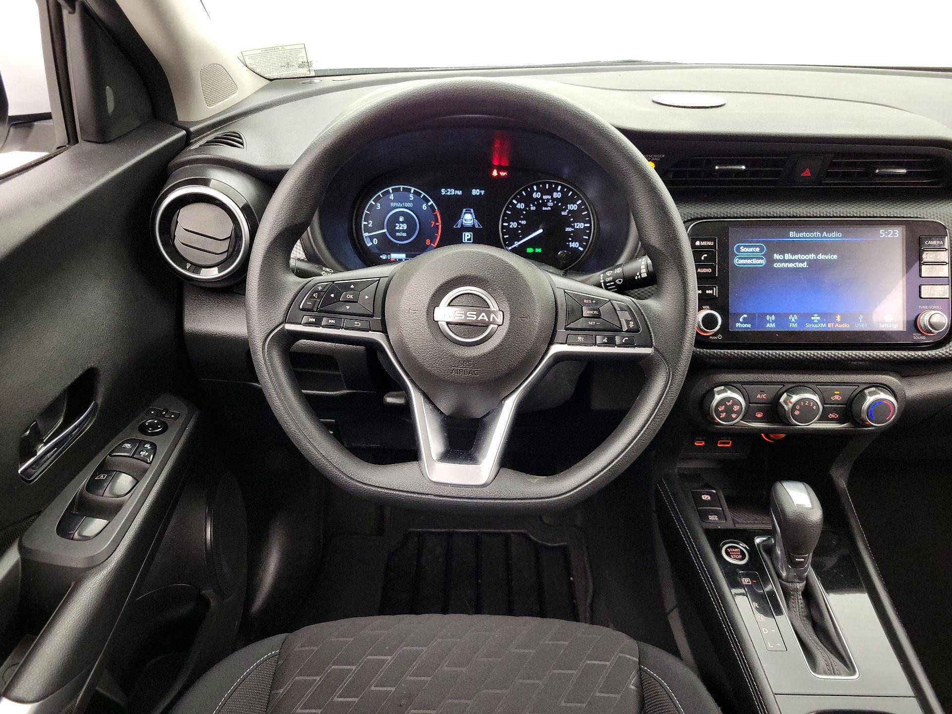 Thumbnail: 2023 Nissan Kicks - 10