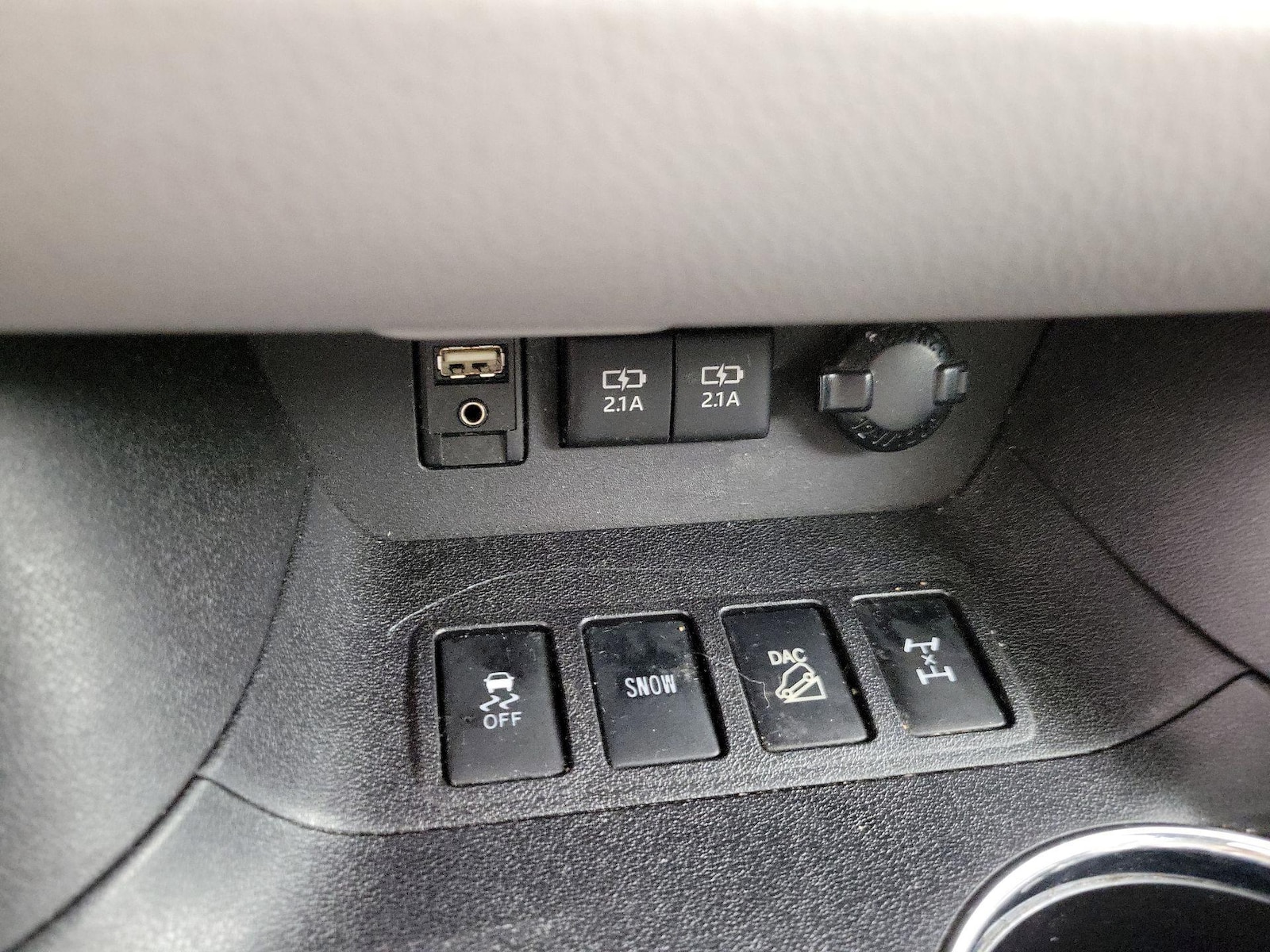 2018 Toyota Highlander XLE - Photo 19