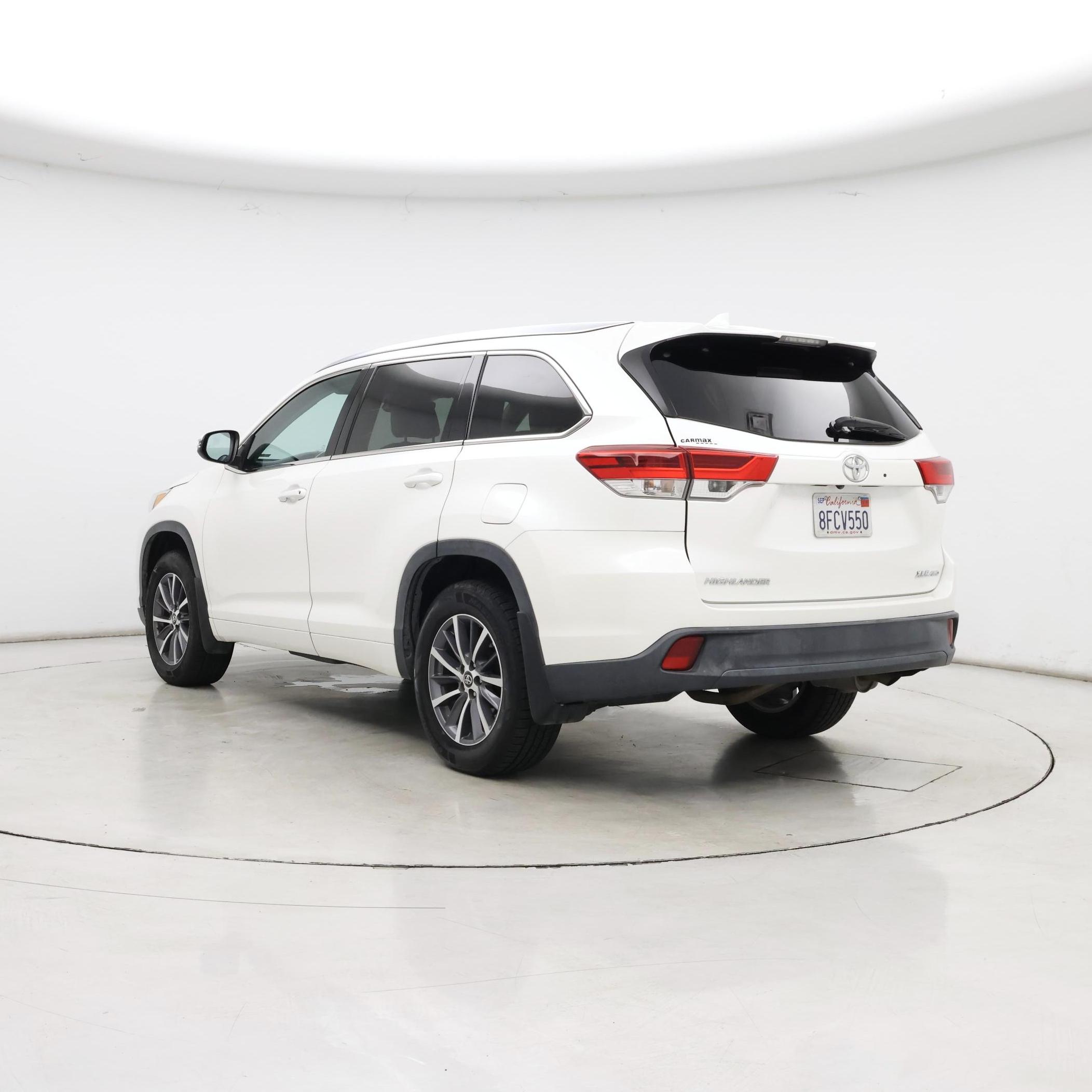 Thumbnail: 2018 Toyota Highlander - 2