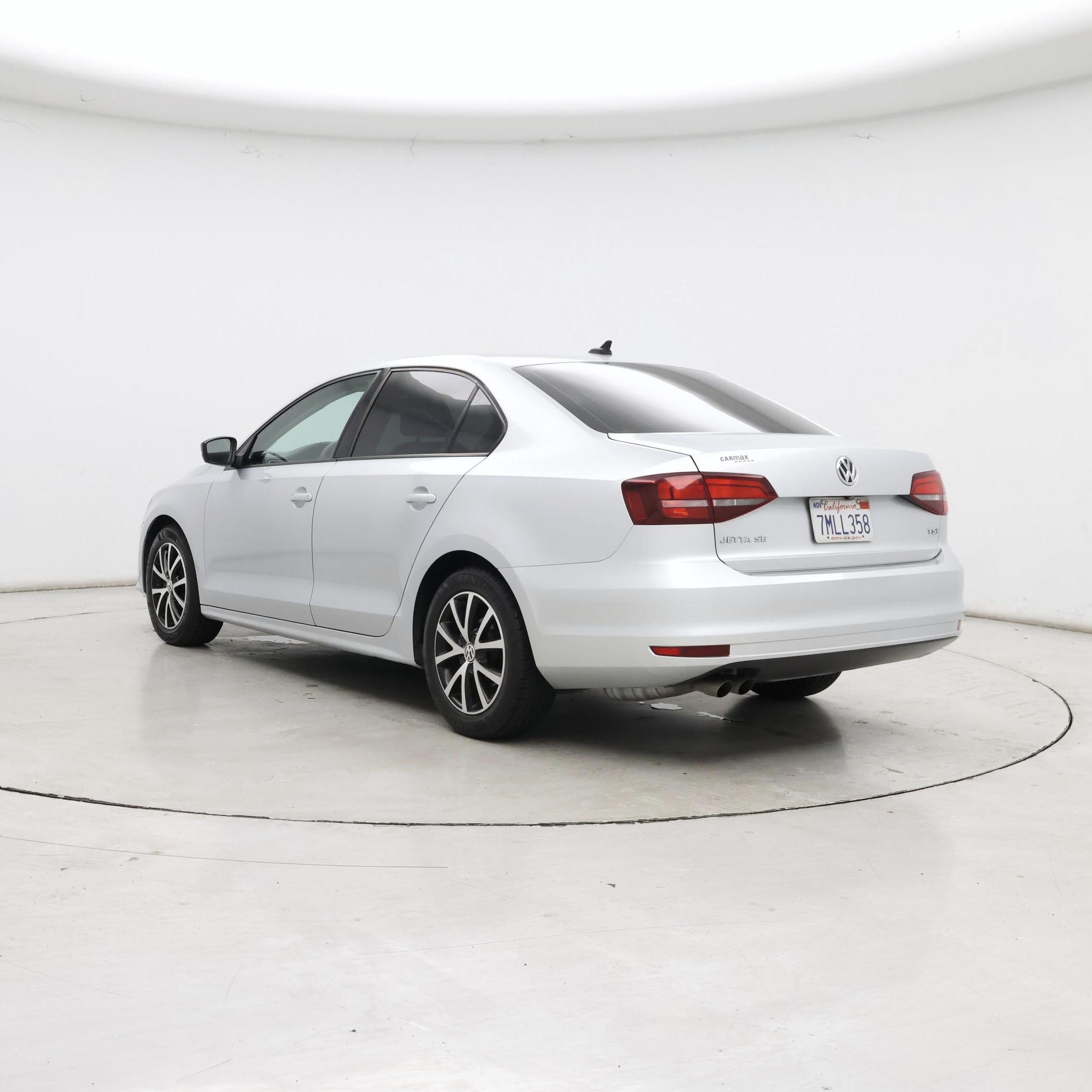 Thumbnail: 2016 Volkswagen Jetta - 2