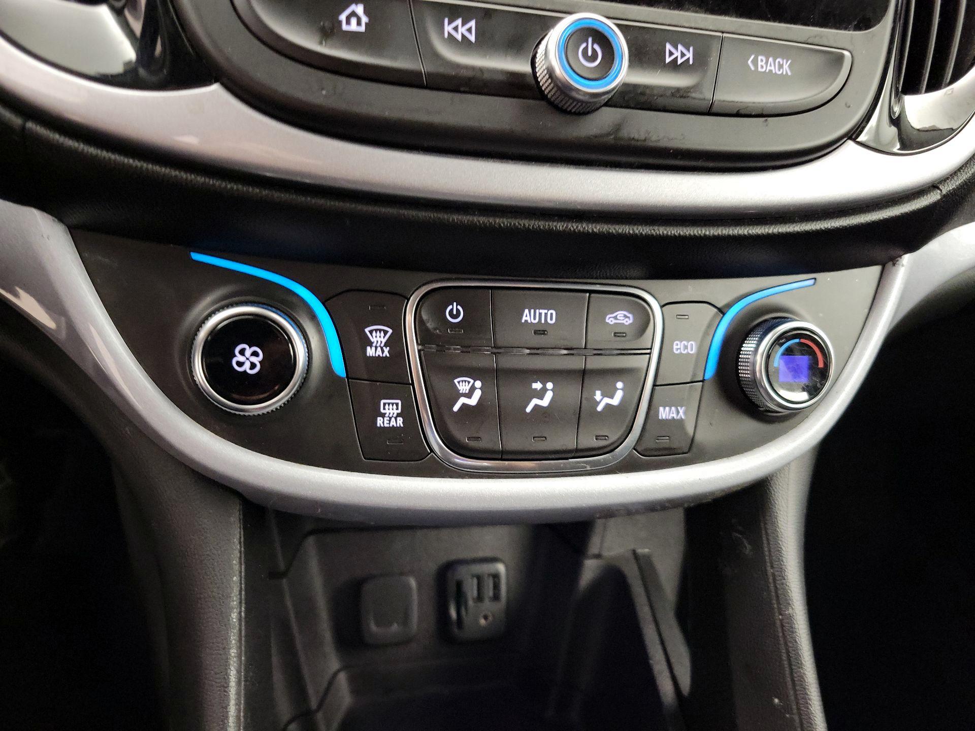 Thumbnail: 2019 Chevrolet Volt - 17