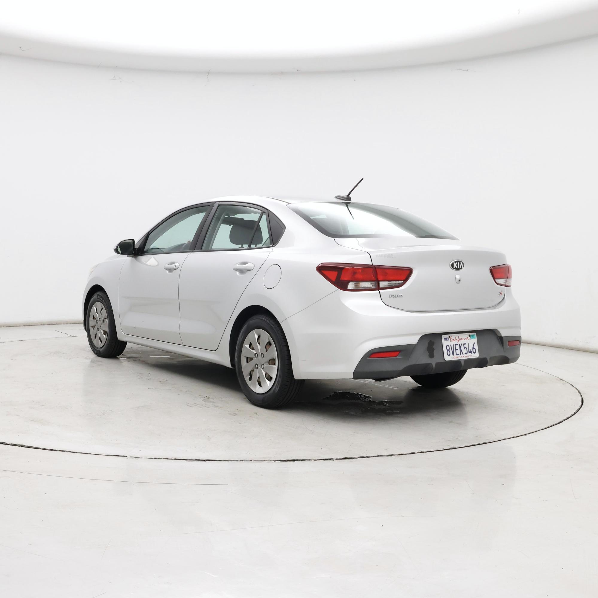 Thumbnail: 2020 Kia Rio - 2