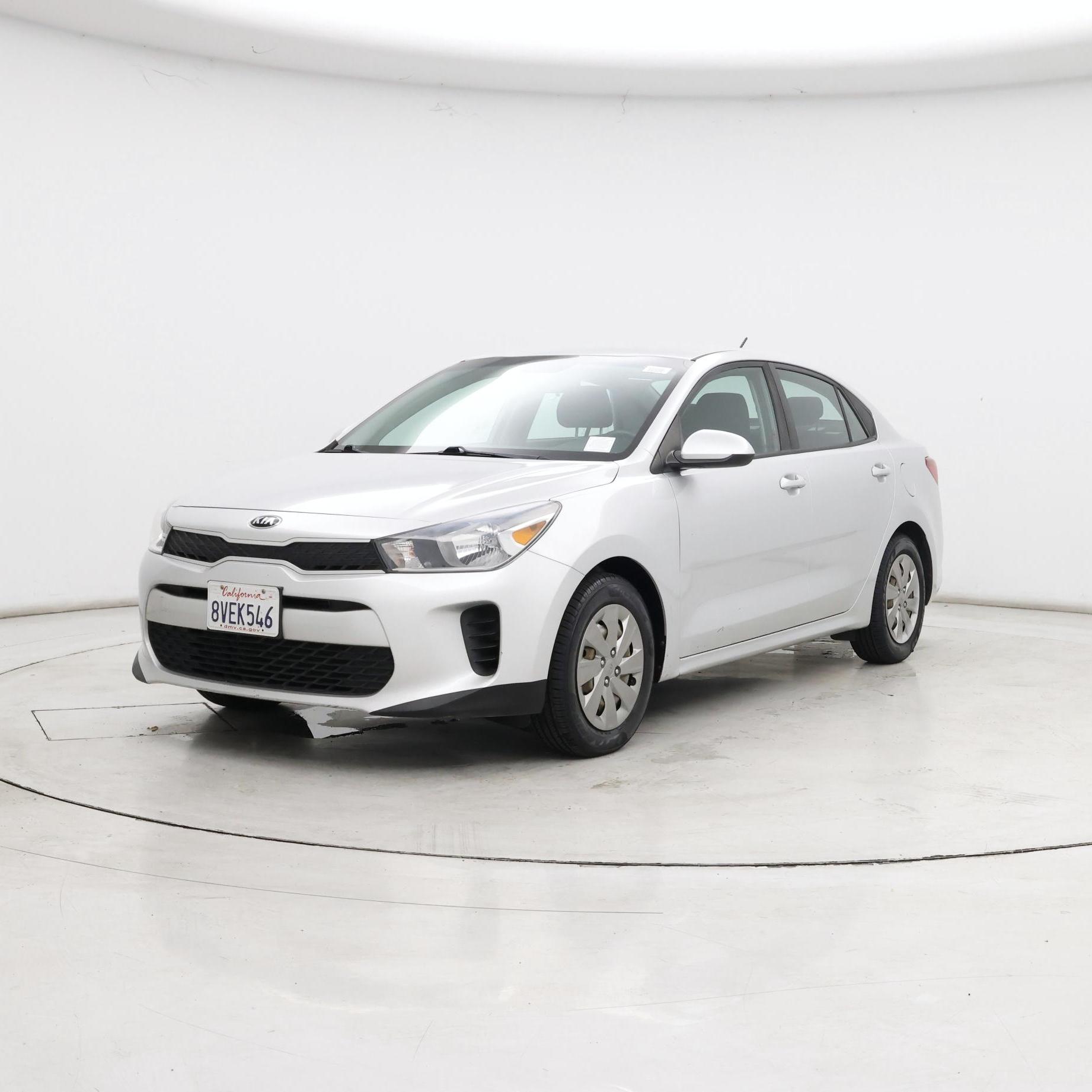 Thumbnail: 2020 Kia Rio - 4