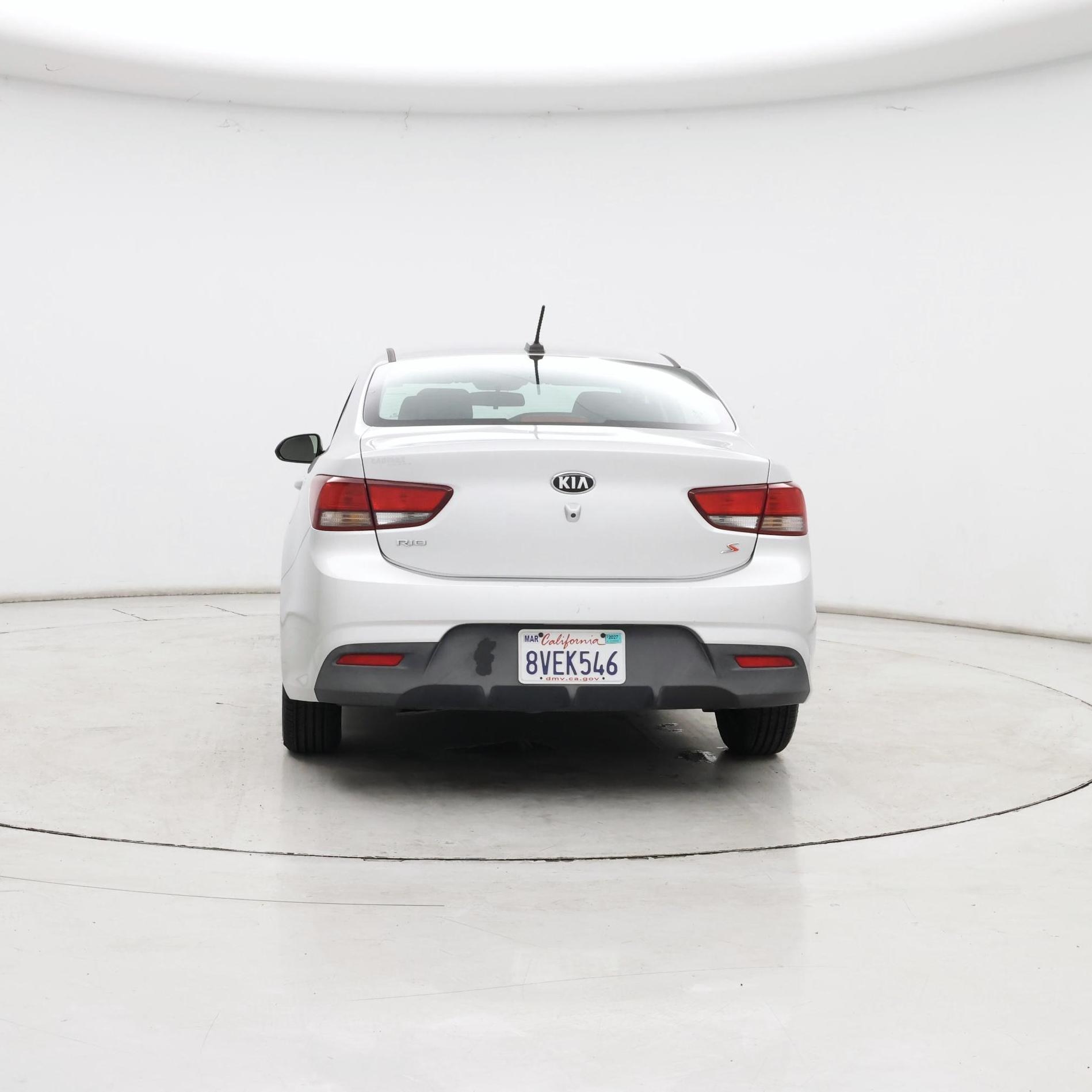 Thumbnail: 2020 Kia Rio - 6