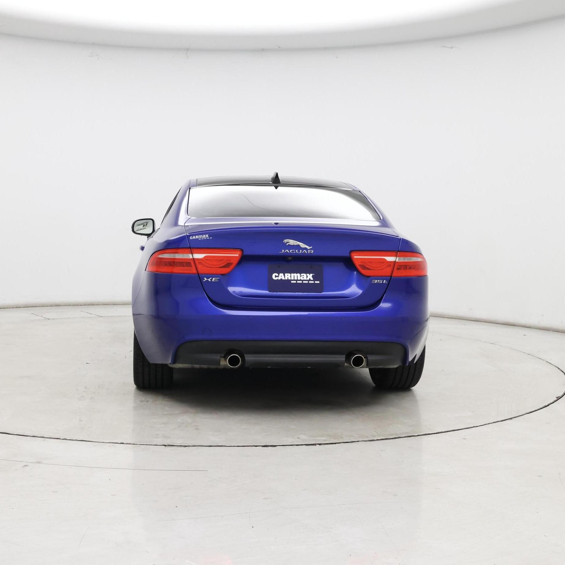 Thumbnail: 2017 Jaguar XE - 6