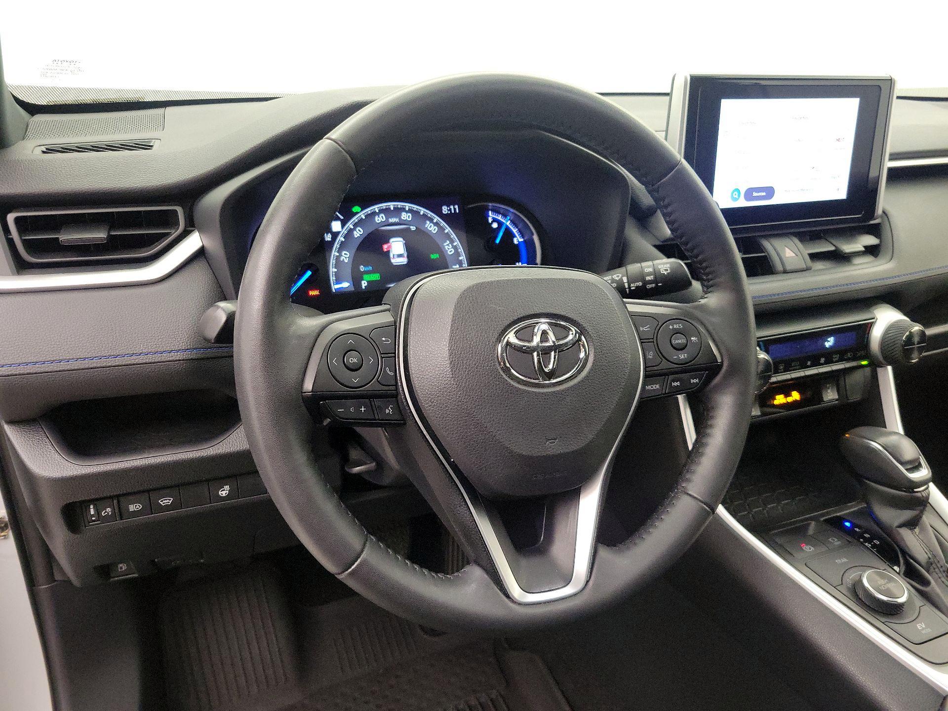 Thumbnail: 2023 Toyota RAV4 - 10