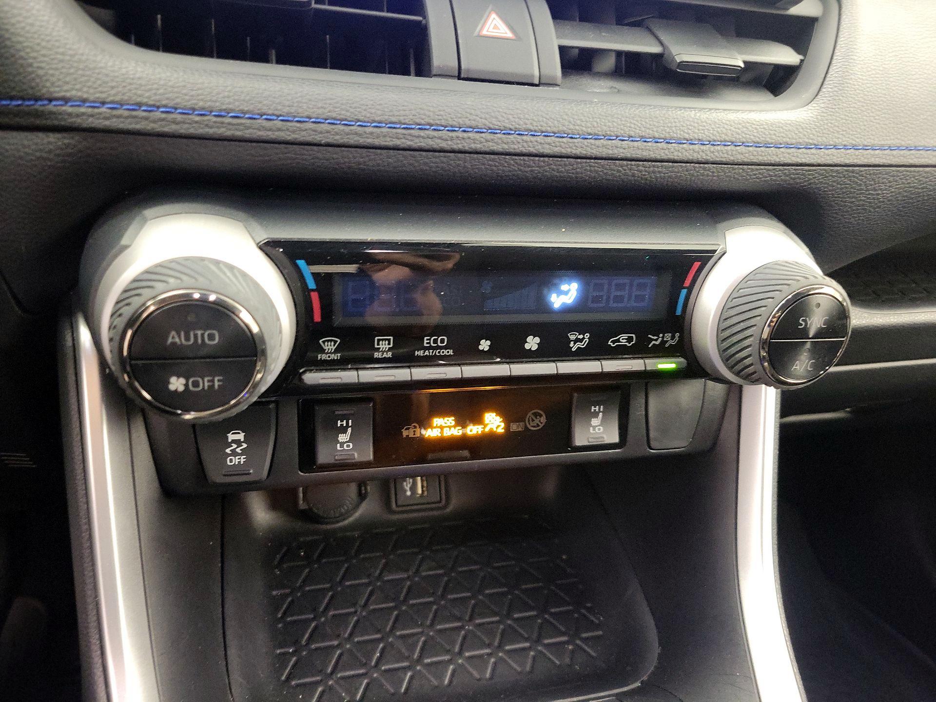 Thumbnail: 2023 Toyota RAV4 - 16