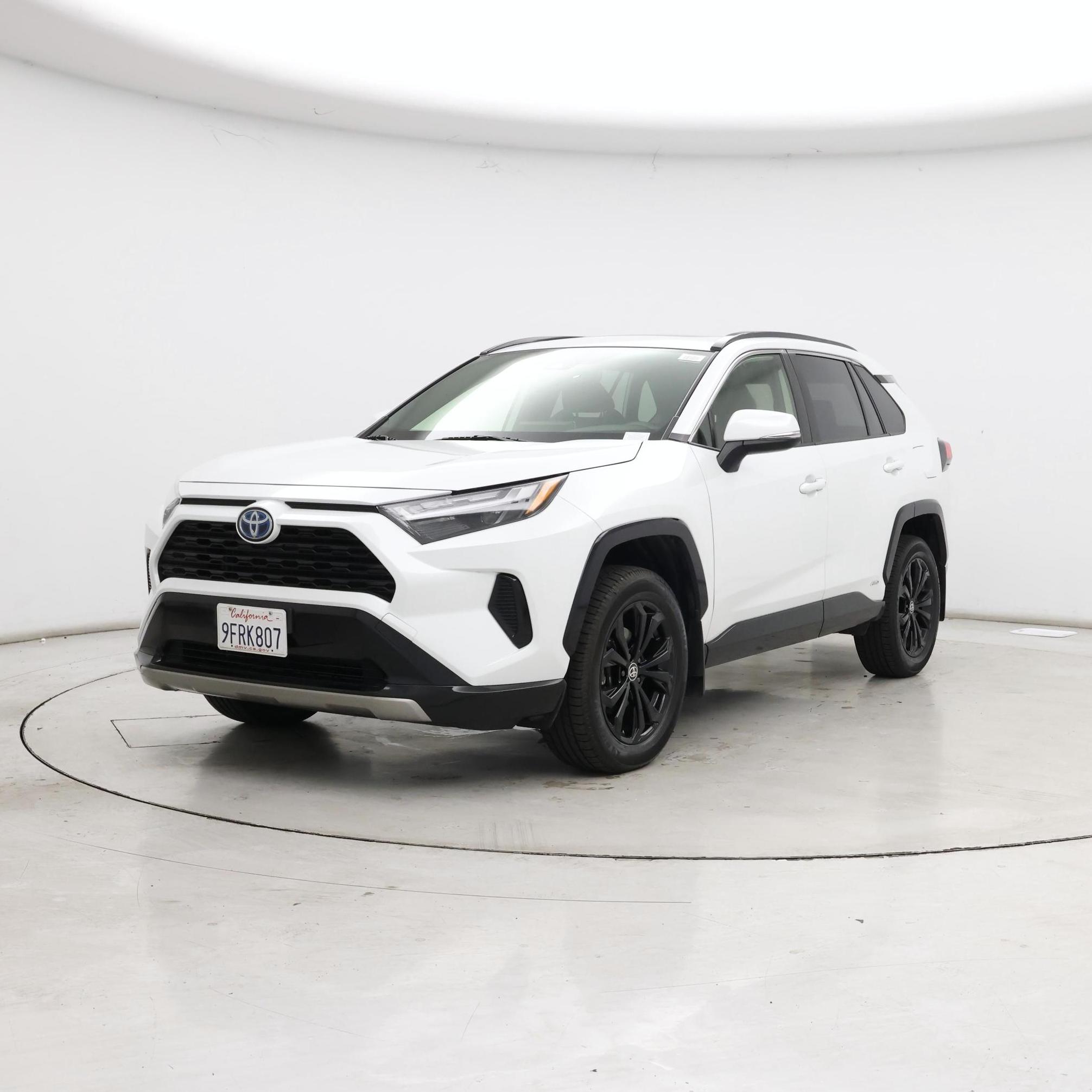 Thumbnail: 2023 Toyota RAV4 - 4