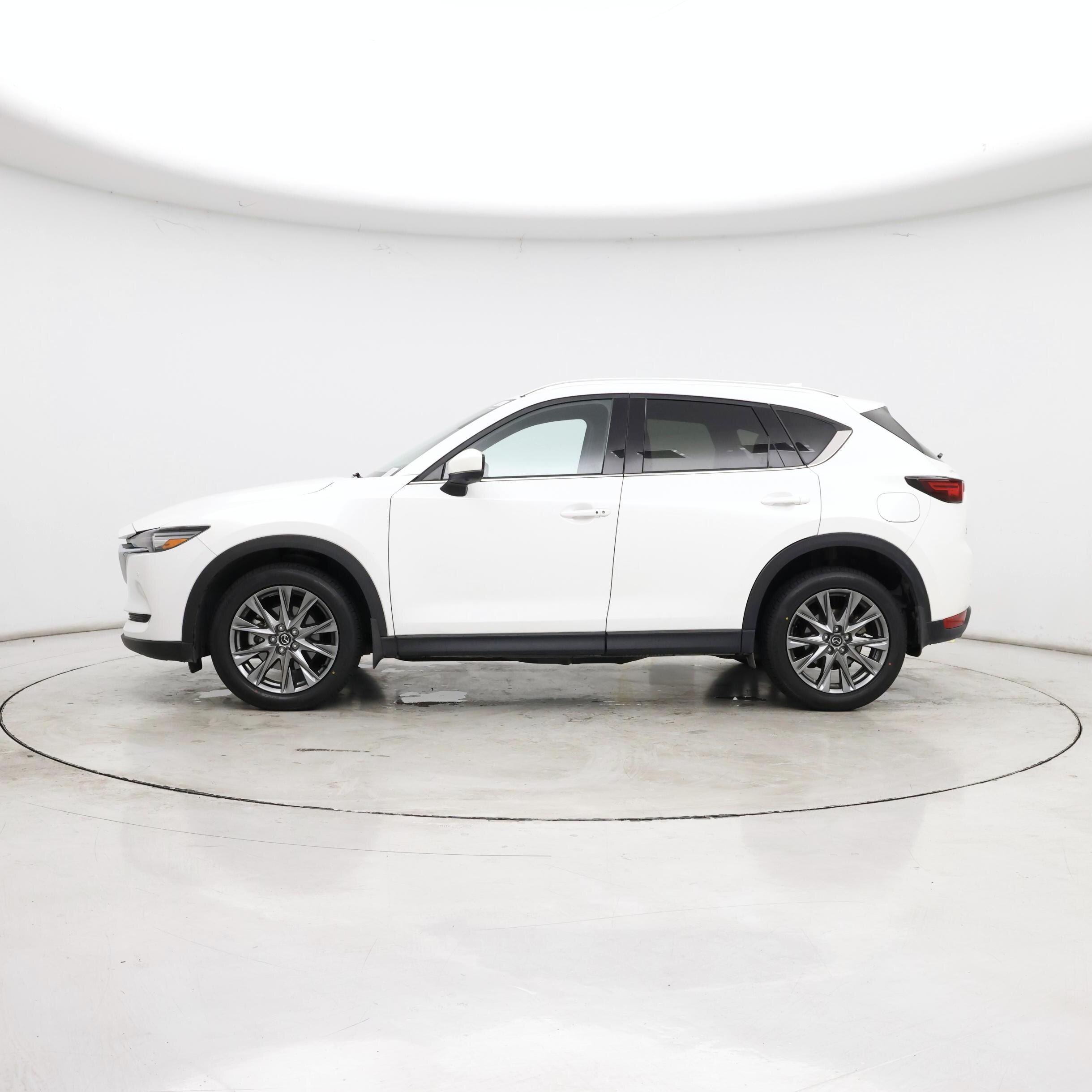 Thumbnail: 2021 Mazda CX-5 - 3