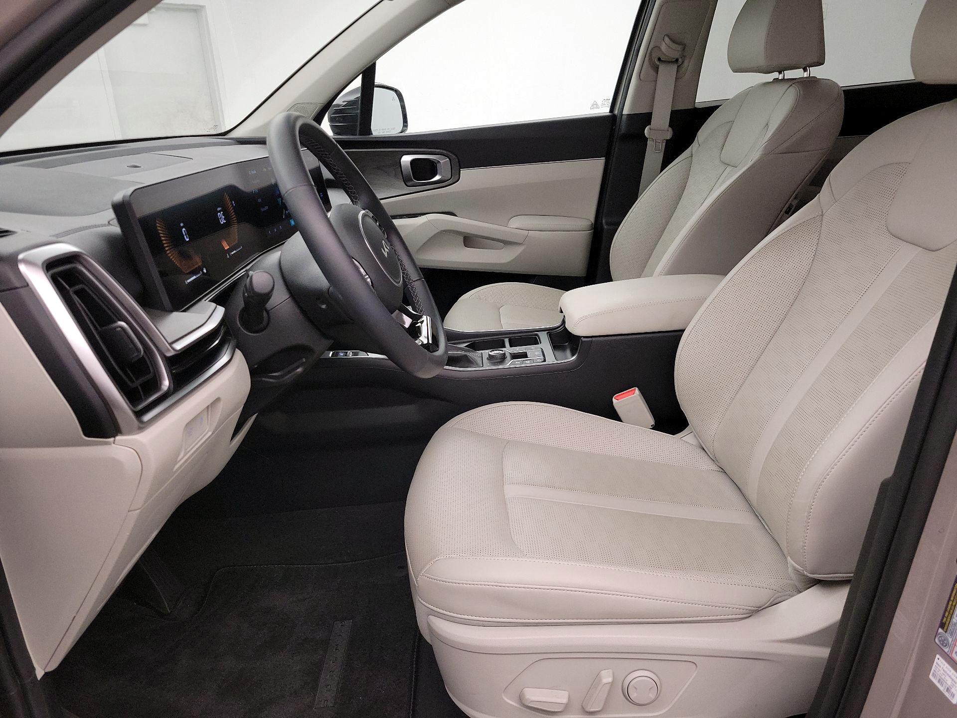 Thumbnail: 2025 Kia Sorento - 11