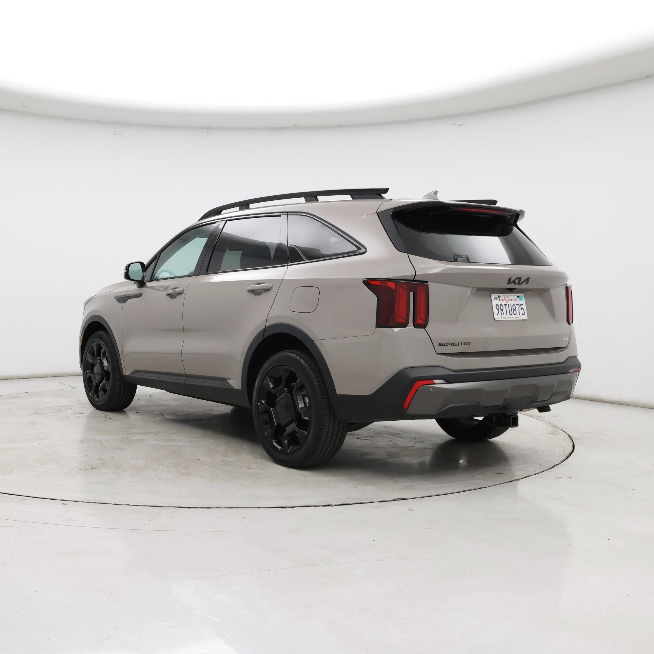 Thumbnail: 2025 Kia Sorento - 2