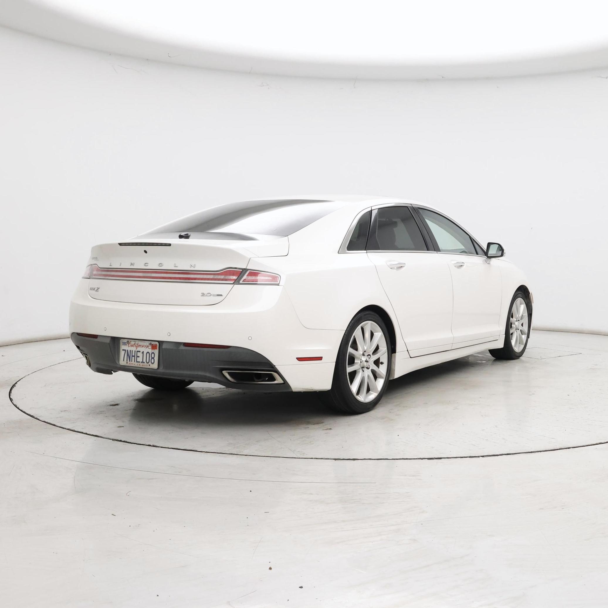 Thumbnail: 2015 Lincoln MKZ - 8