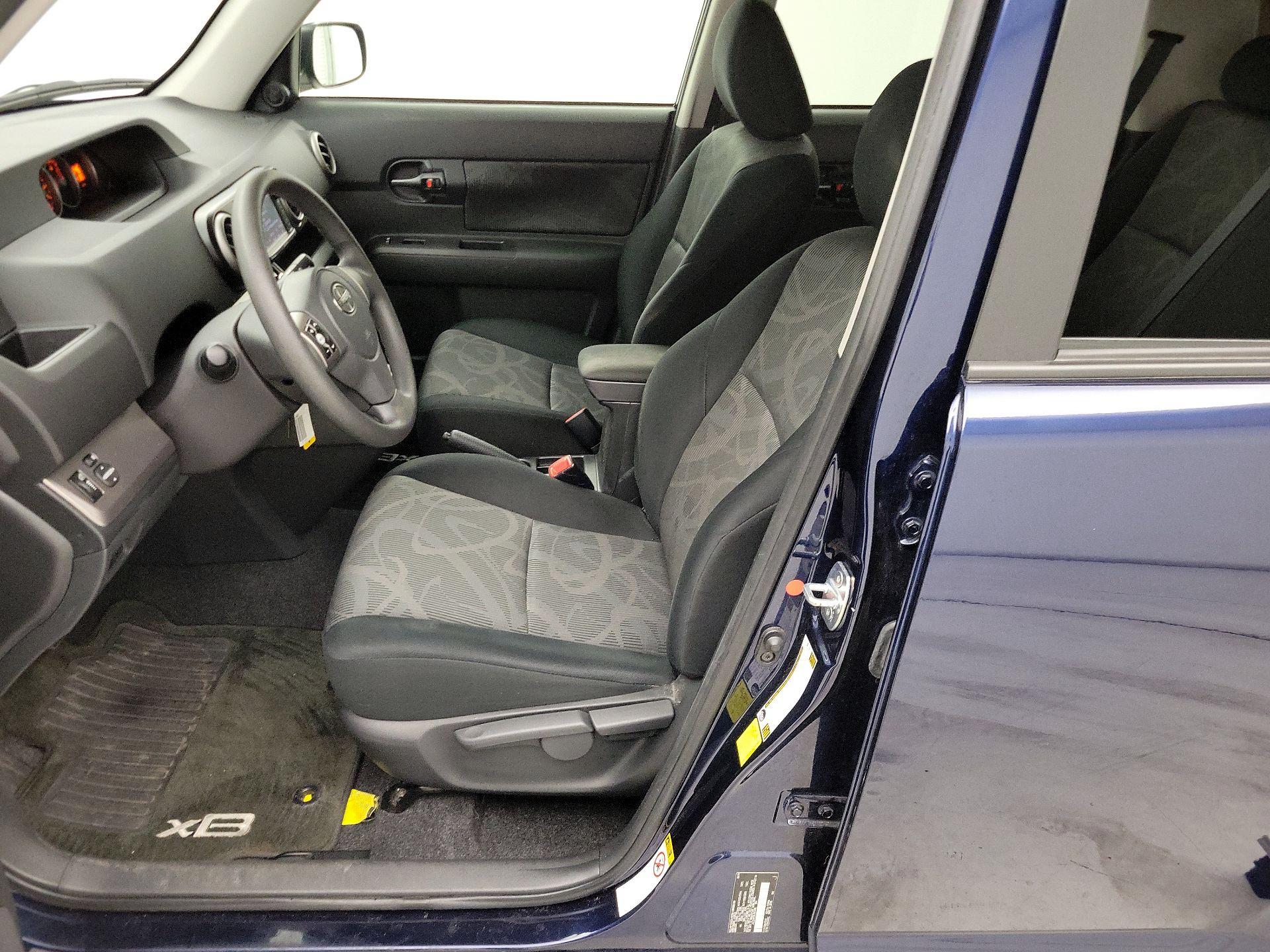 Thumbnail: 2014 Scion xB - 11