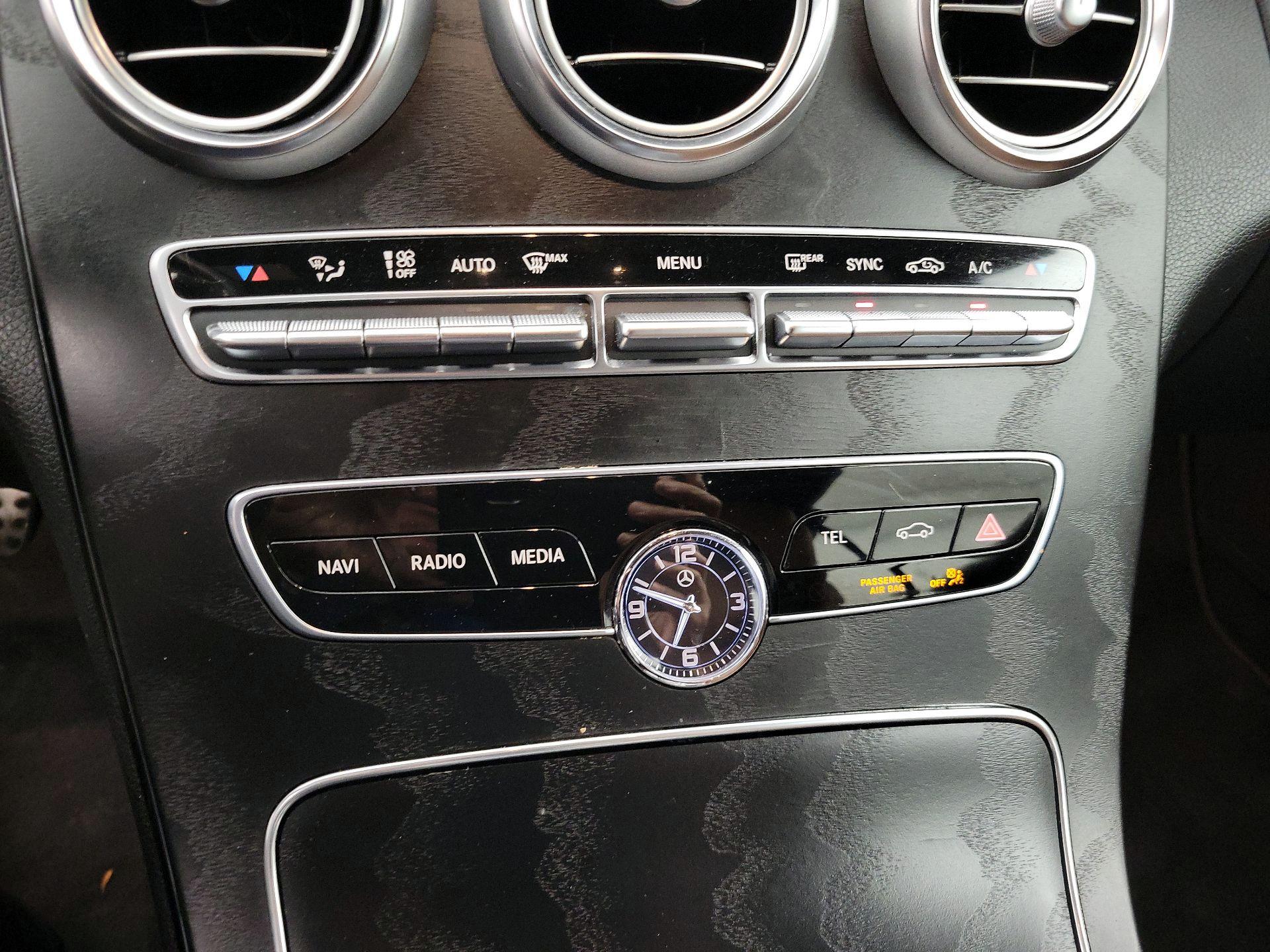 Thumbnail: 2022 Mercedes-Benz C-Class - 16
