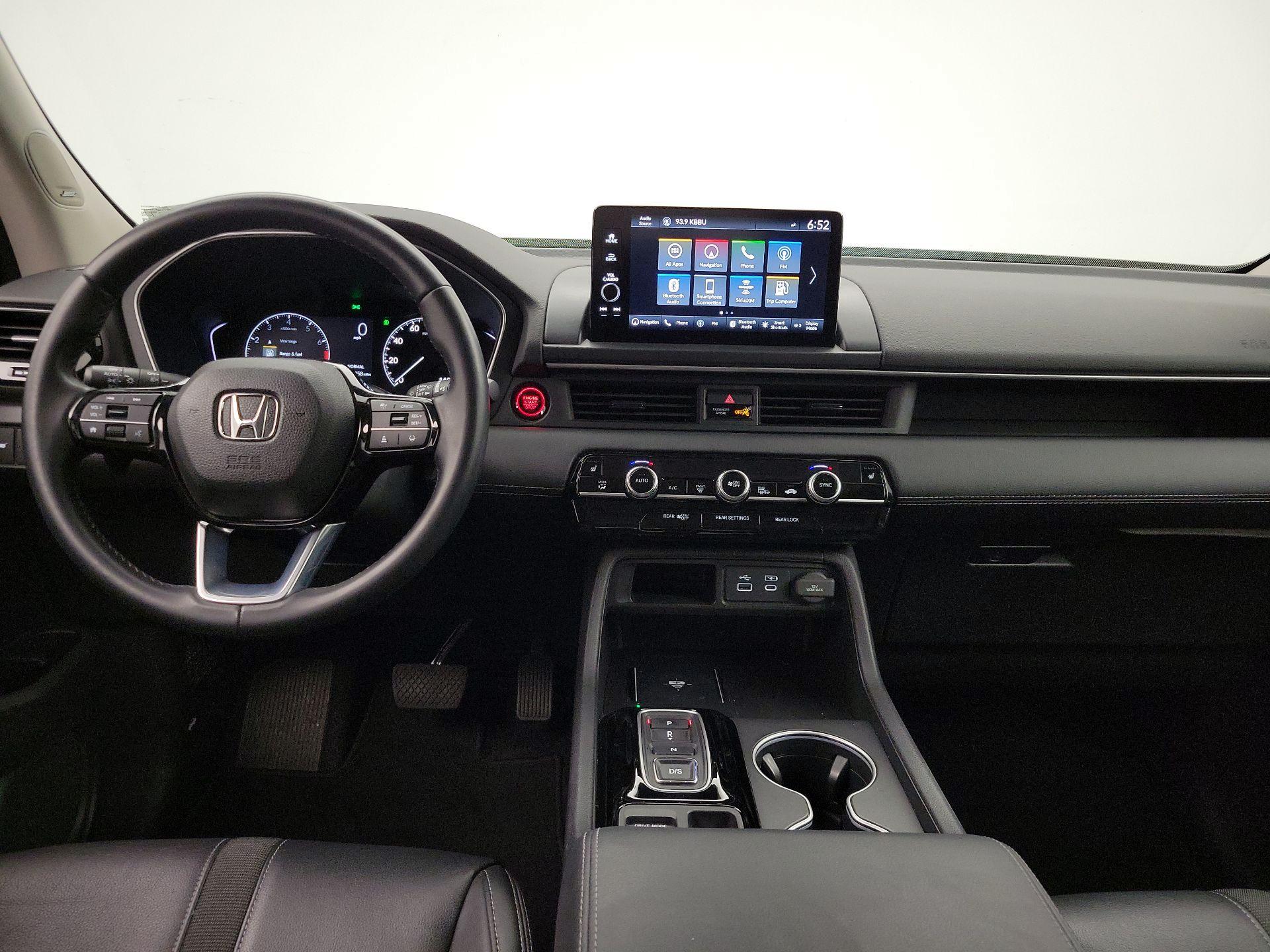 Thumbnail: 2023 Honda Pilot - 9