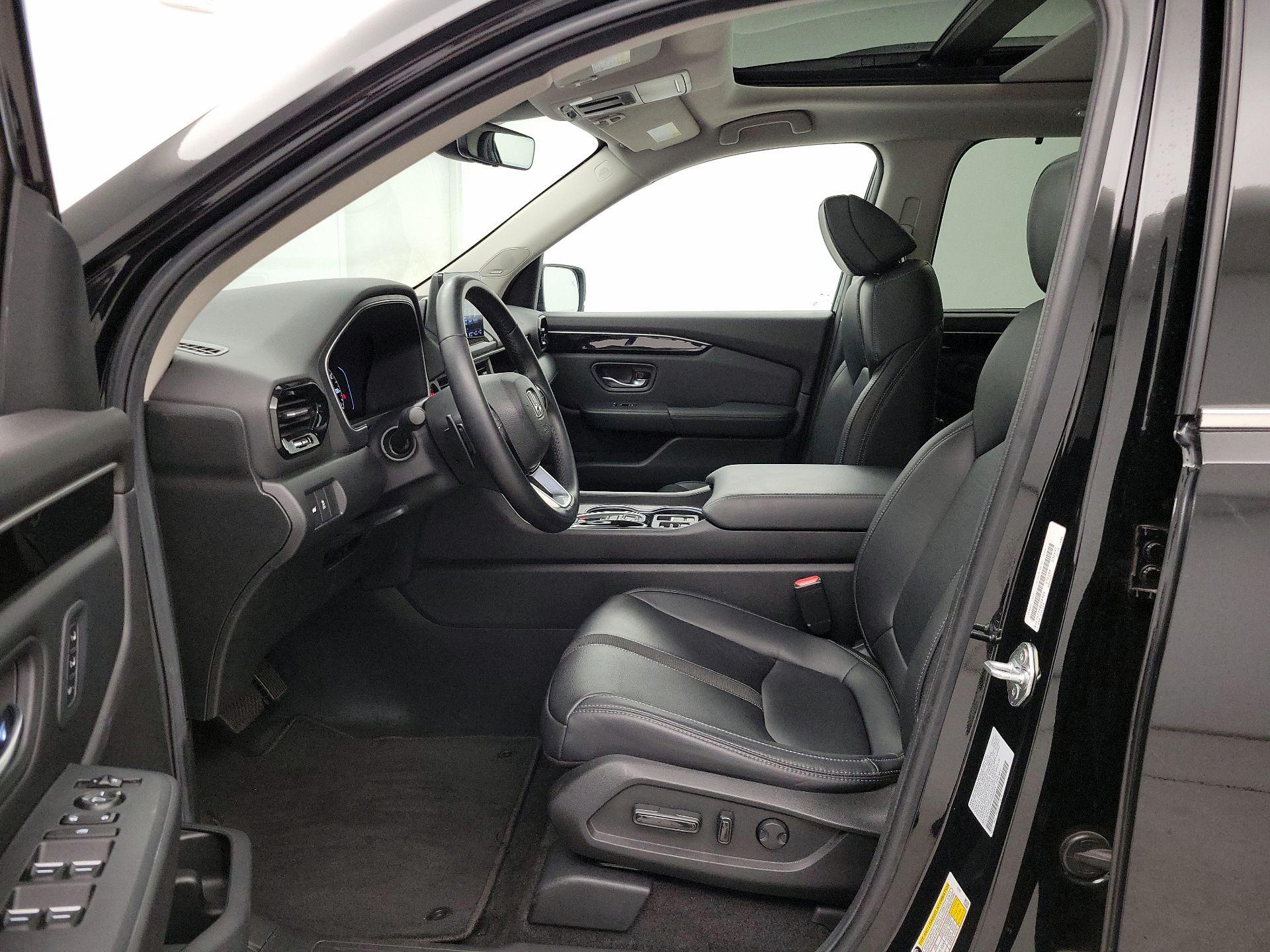 Thumbnail: 2023 Honda Pilot - 11