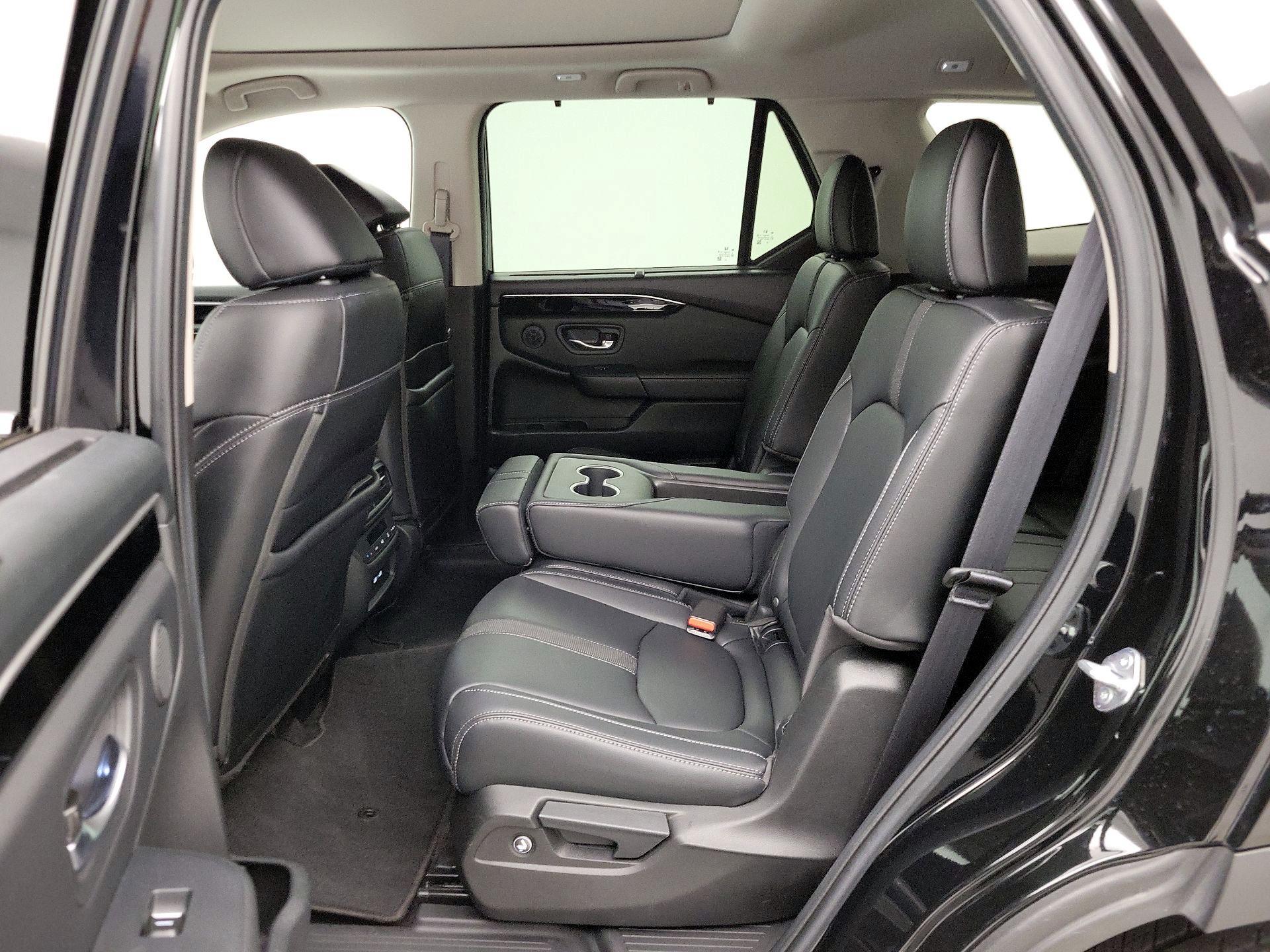 Thumbnail: 2023 Honda Pilot - 20
