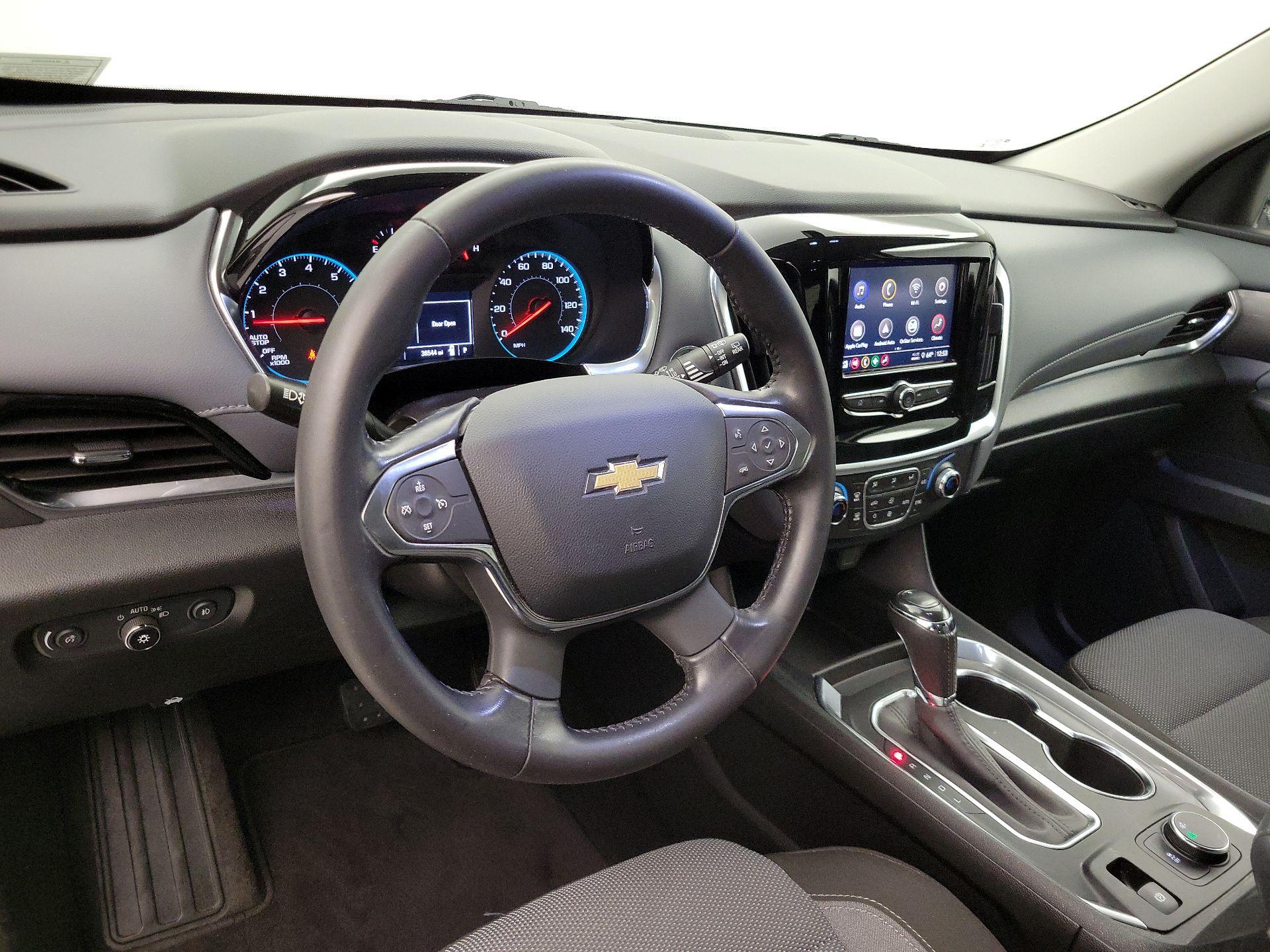 Thumbnail: 2020 Chevrolet Traverse - 9