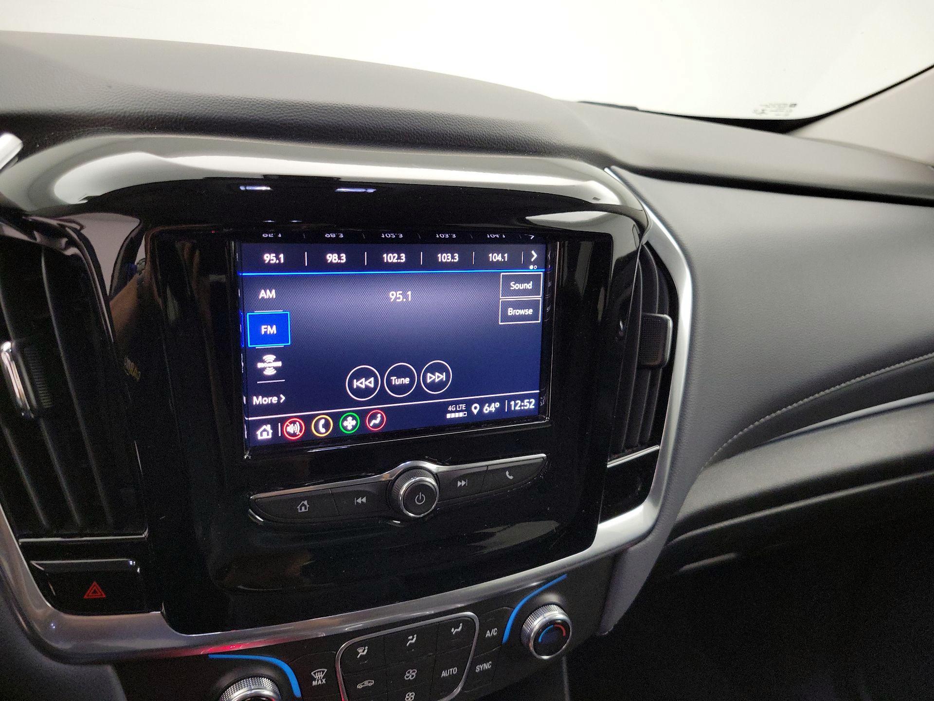 Thumbnail: 2020 Chevrolet Traverse - 16