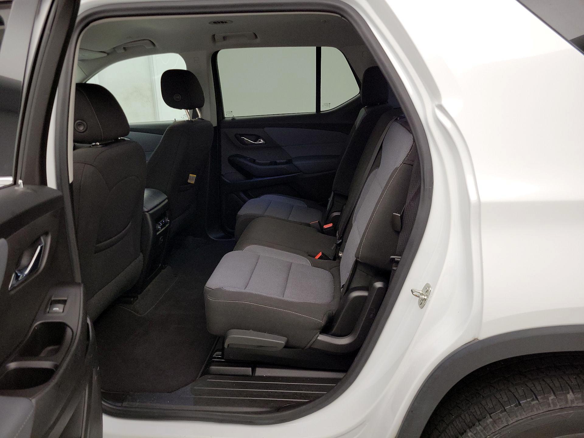 Thumbnail: 2020 Chevrolet Traverse - 20