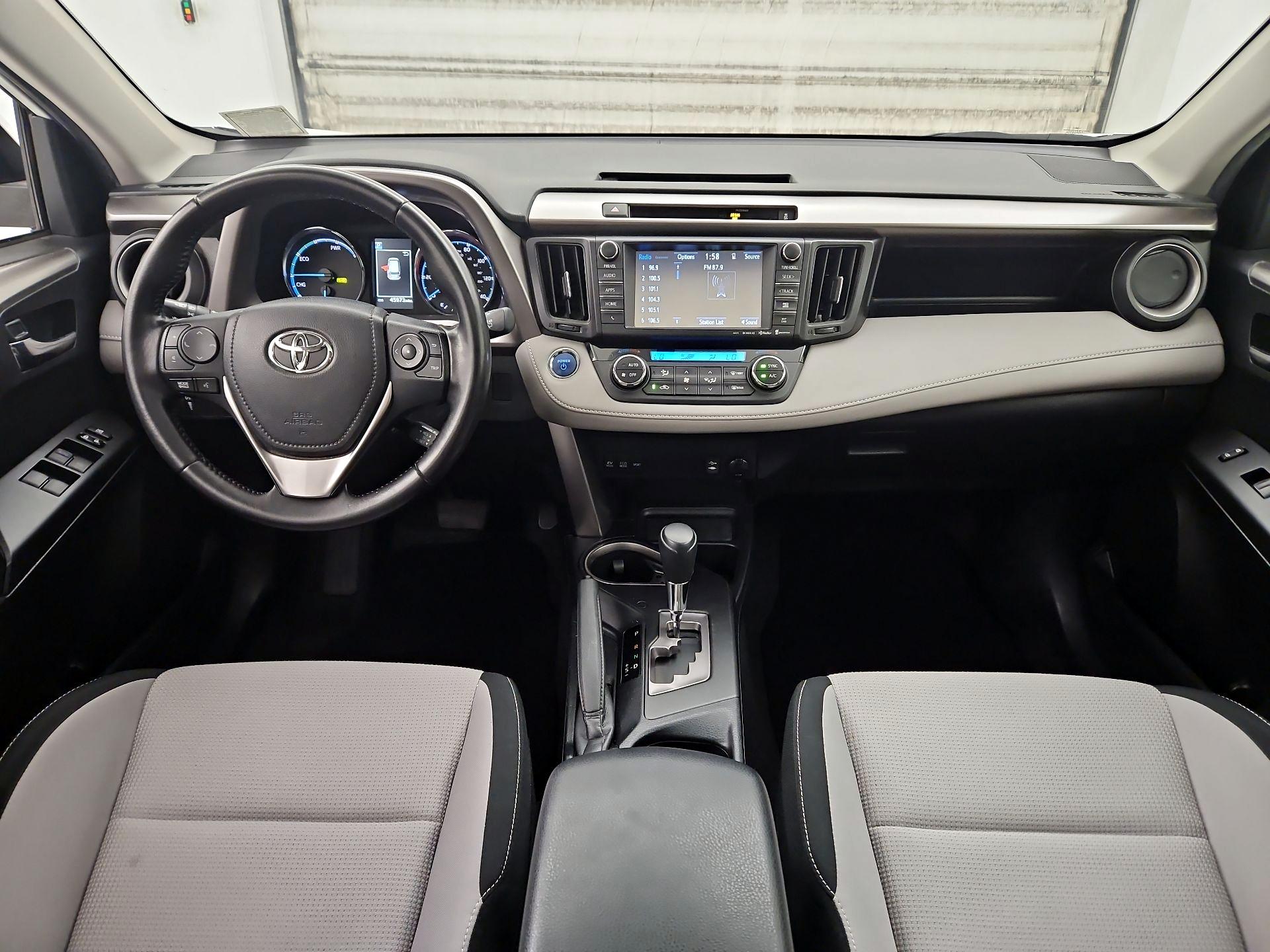 Thumbnail: 2016 Toyota RAV4 - 9