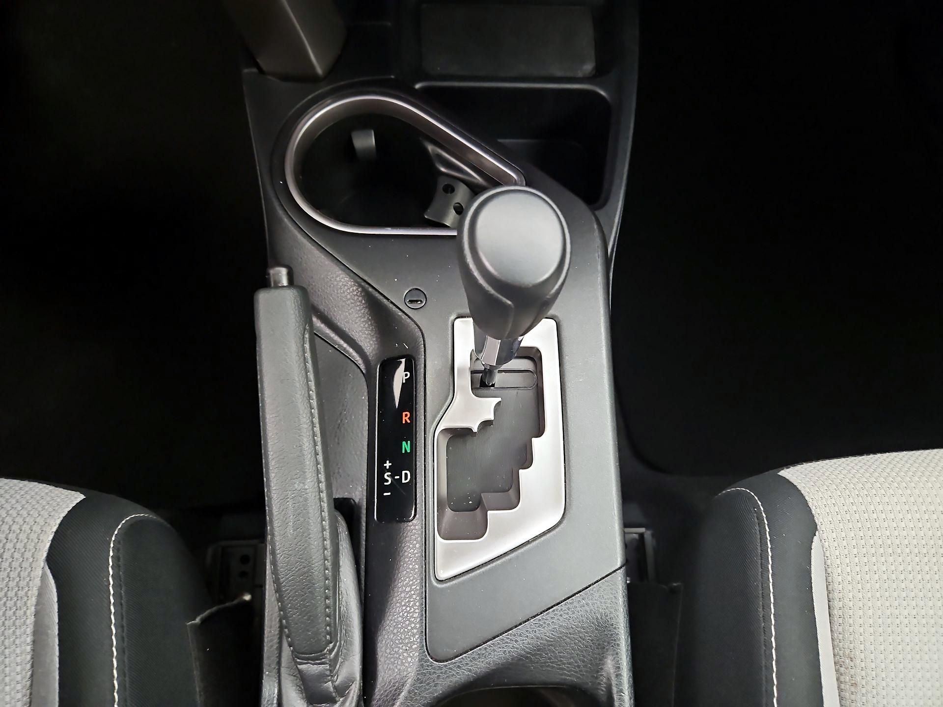 Thumbnail: 2016 Toyota RAV4 - 17