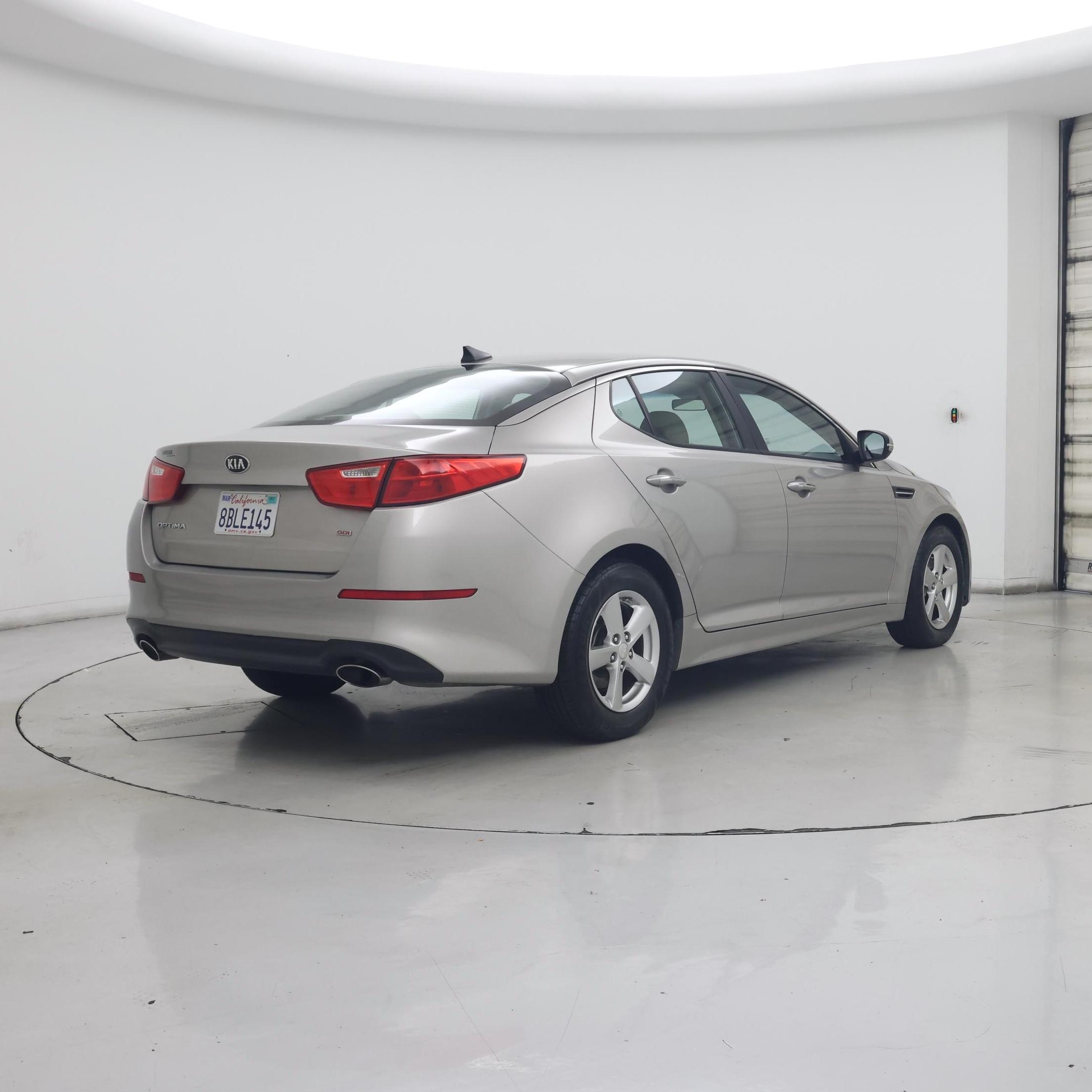 Thumbnail: 2015 Kia Optima - 8