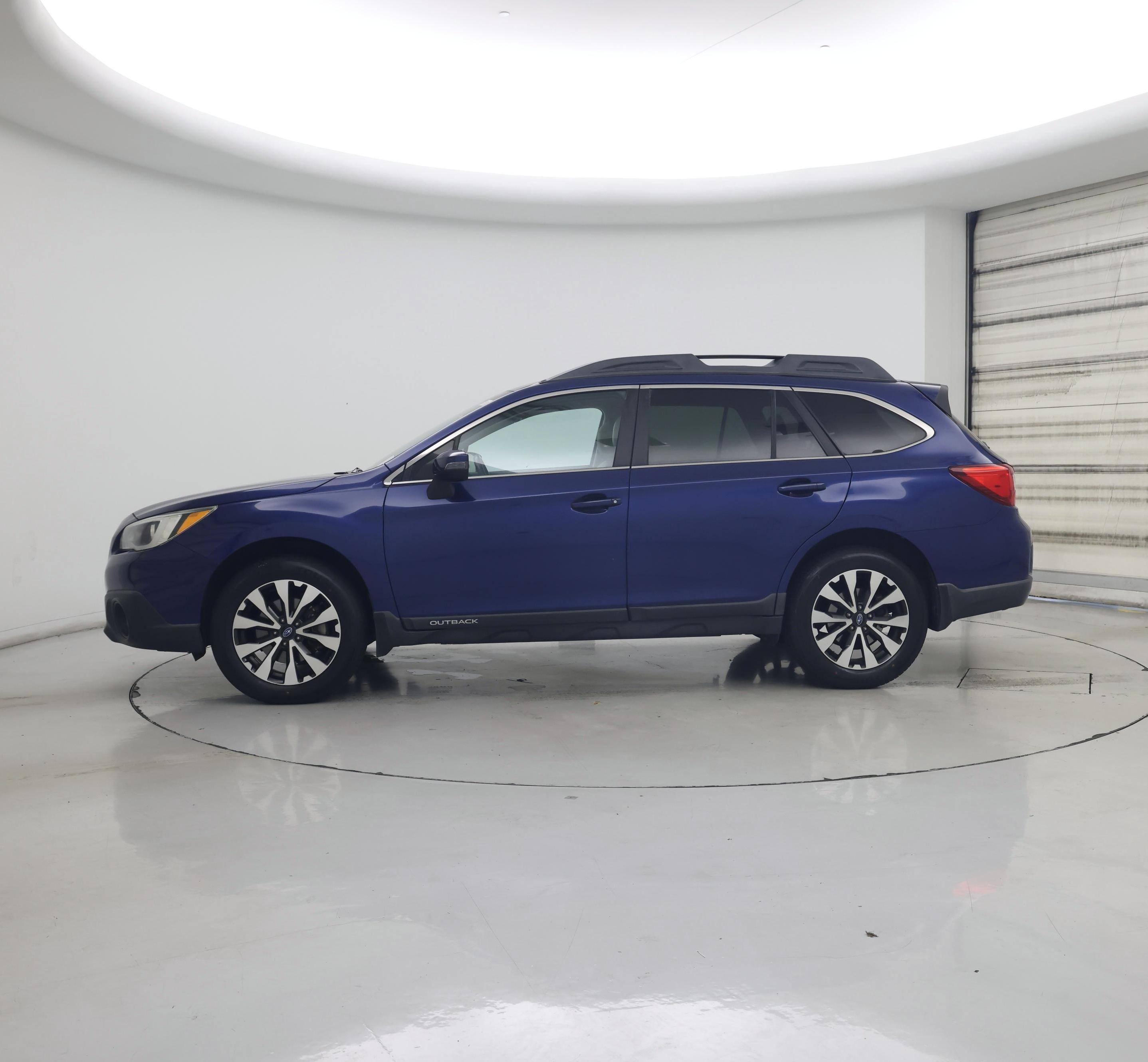 Thumbnail: 2016 Subaru Outback - 3