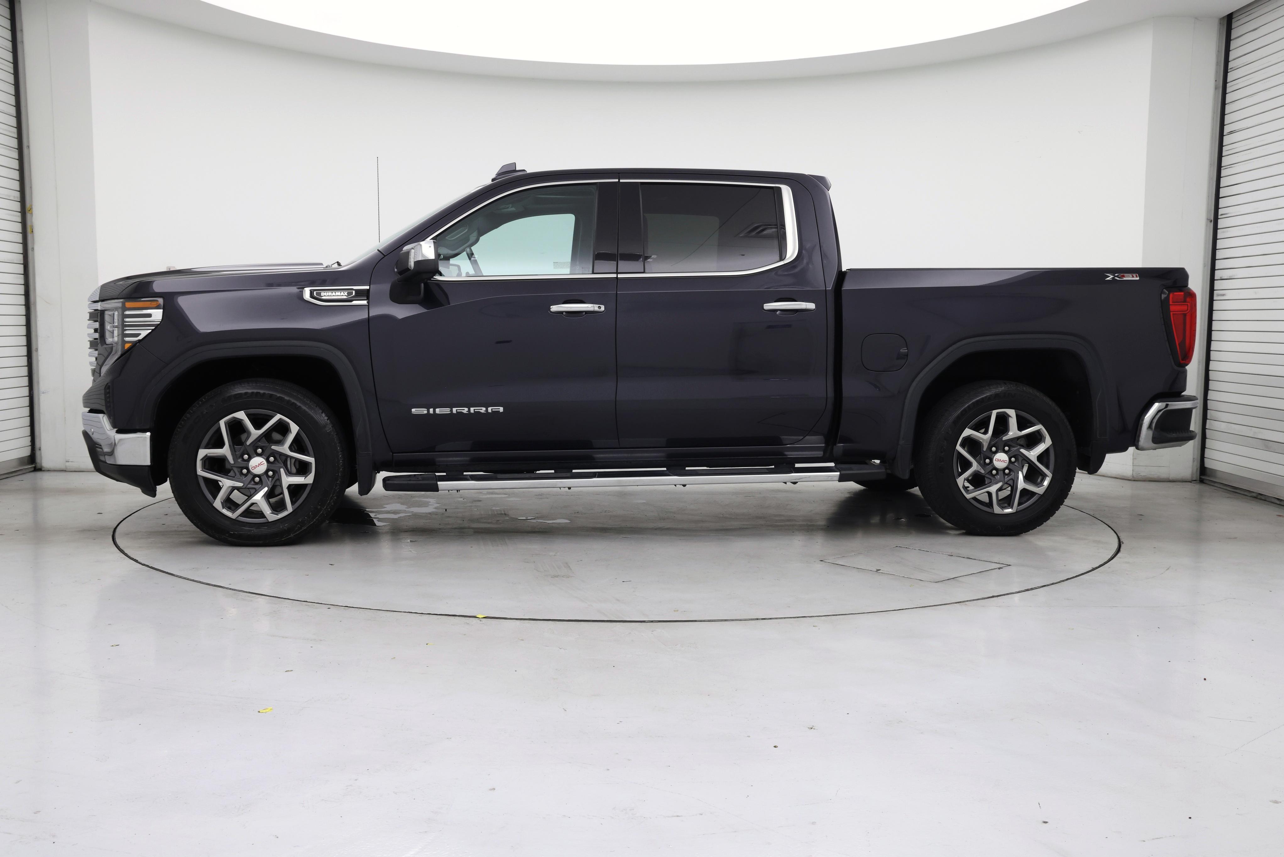 Thumbnail: 2023 GMC Sierra 1500 - 3