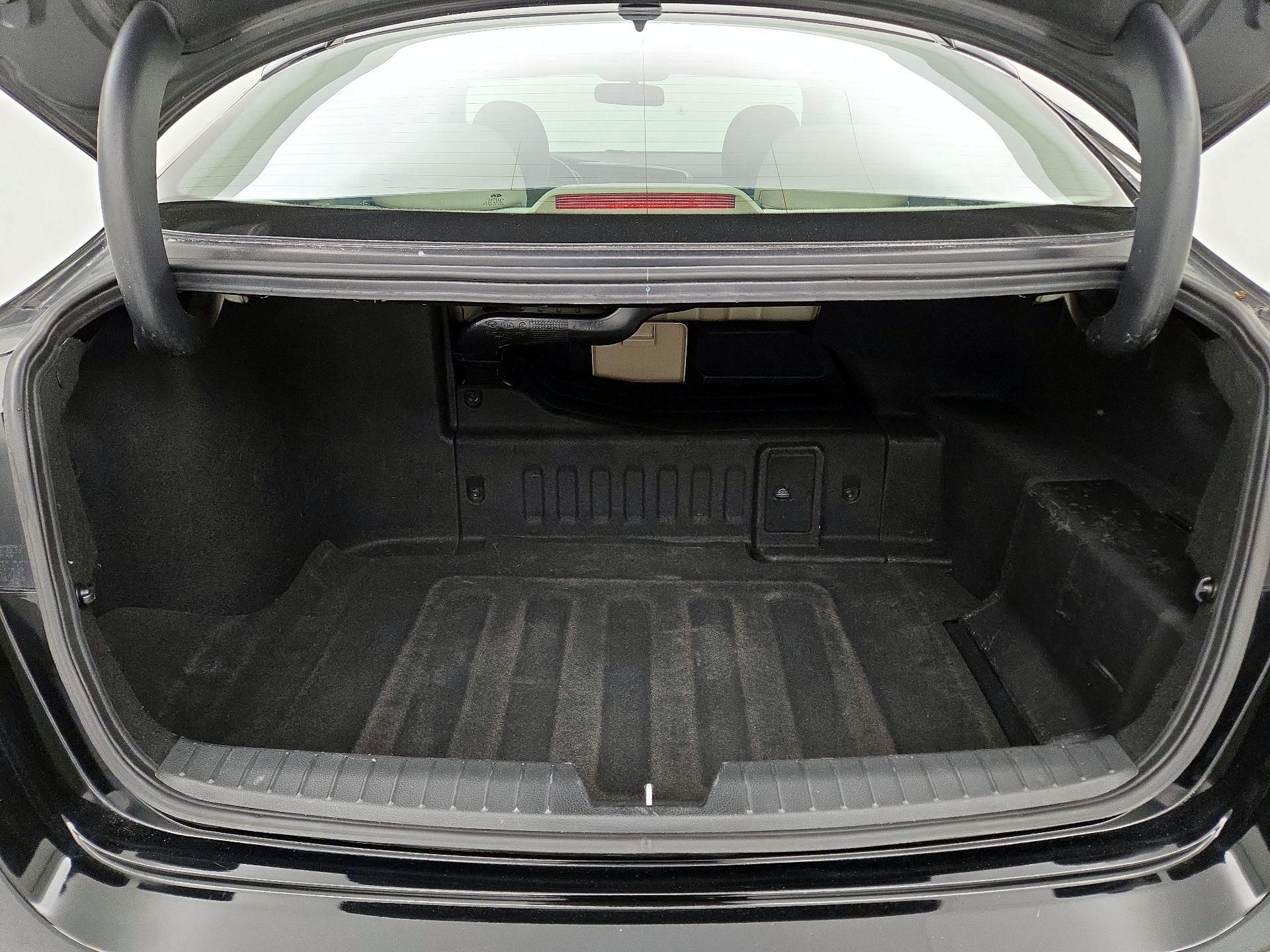 Thumbnail: 2015 Kia Optima - 19