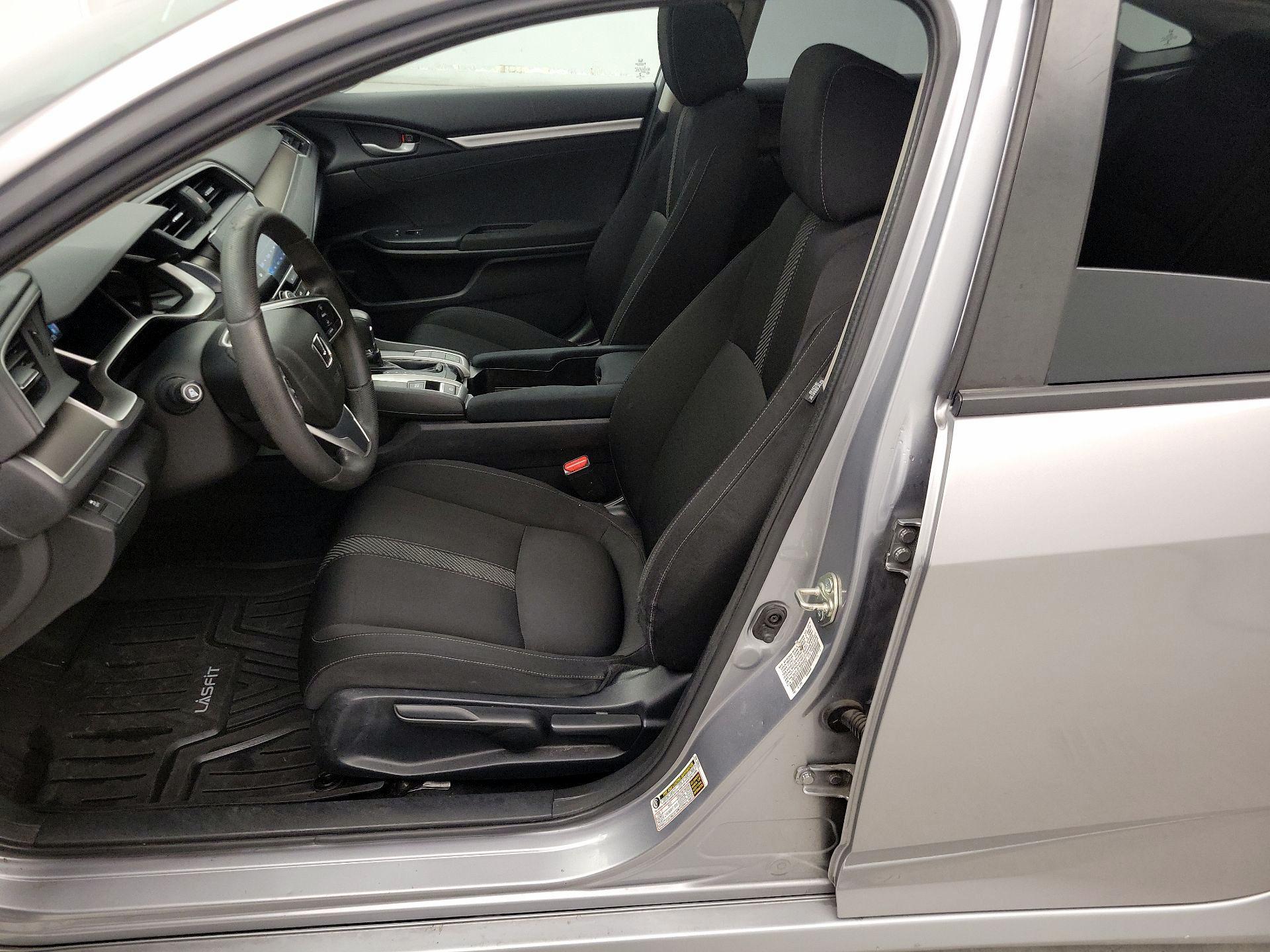 Thumbnail: 2016 Honda Civic - 11