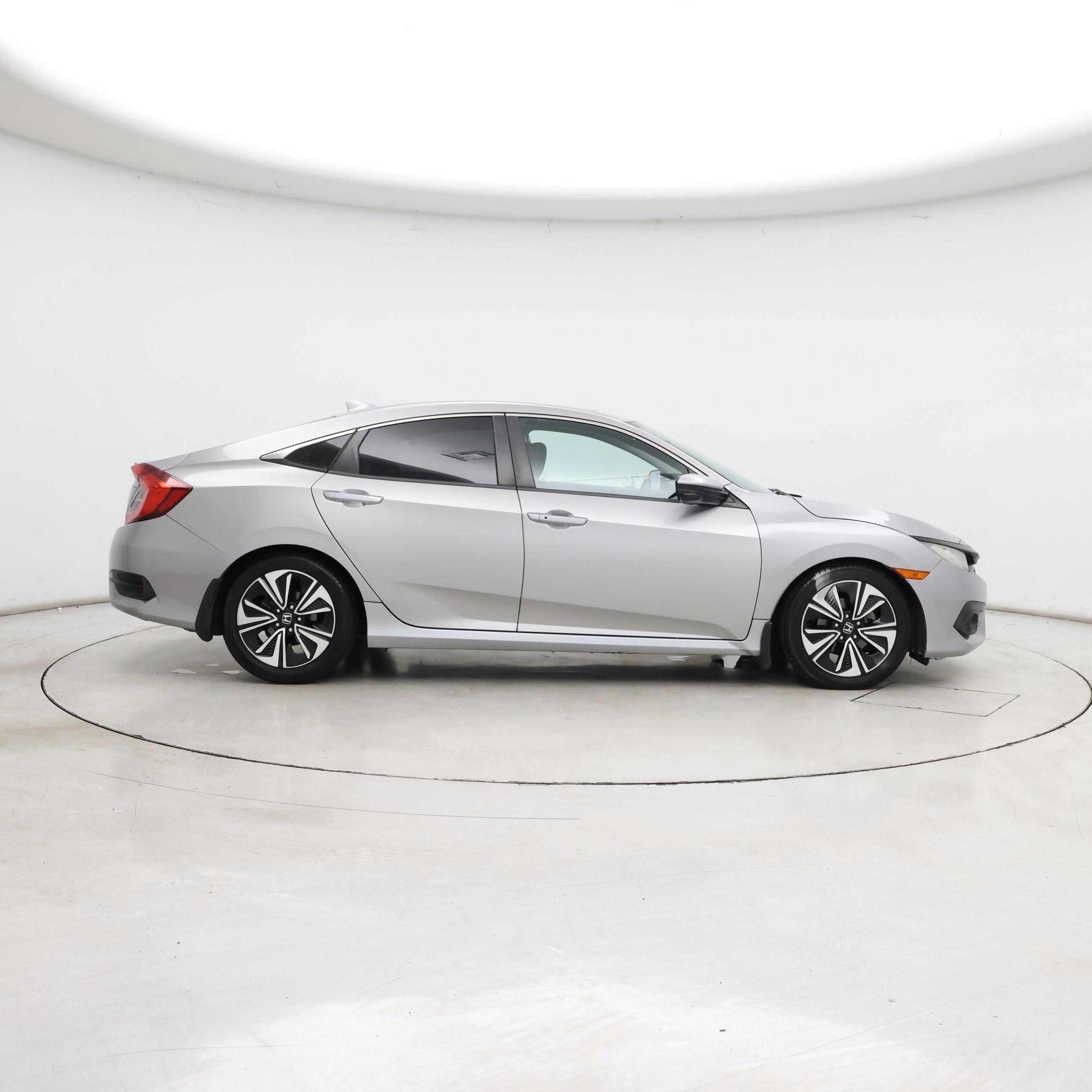Thumbnail: 2016 Honda Civic - 7