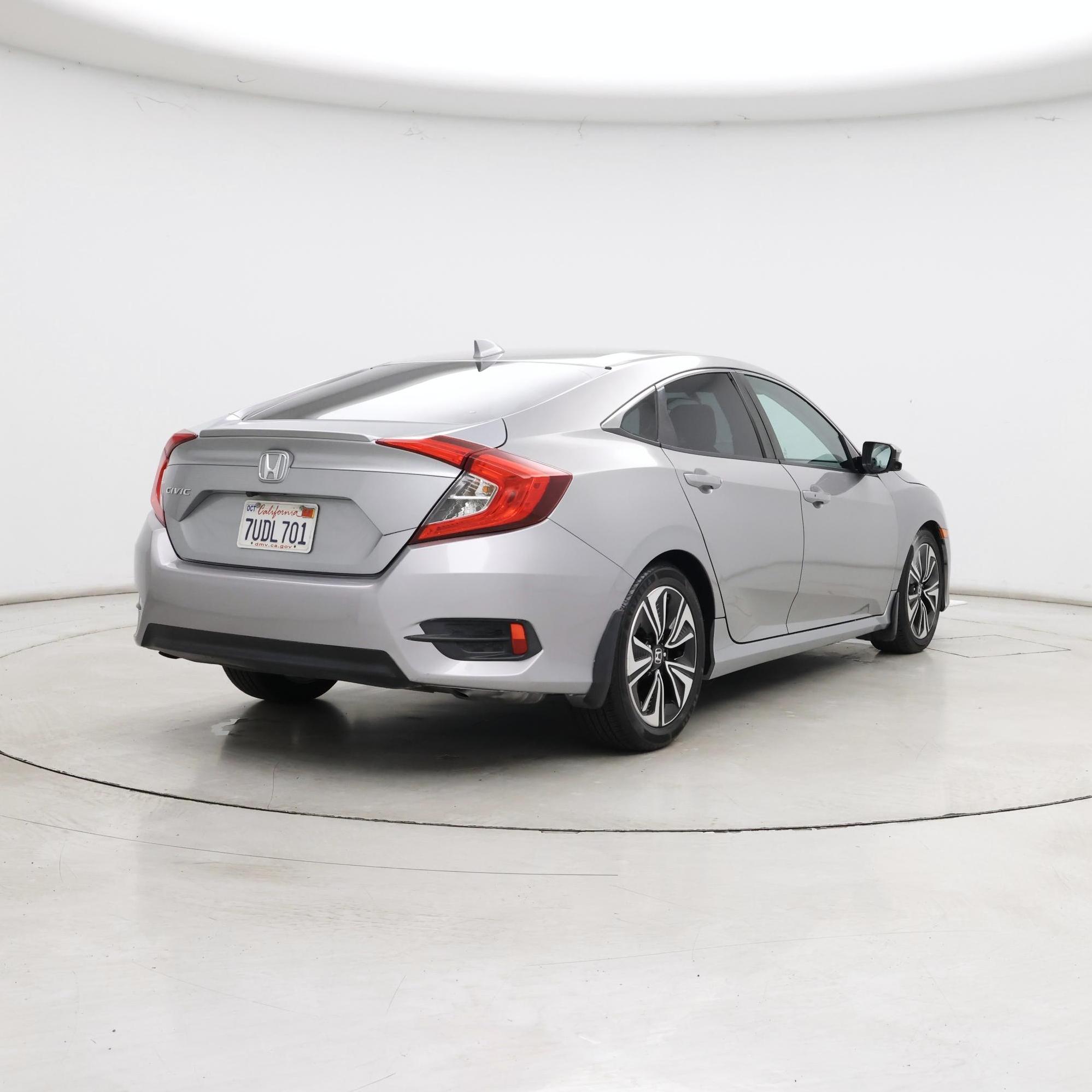 Thumbnail: 2016 Honda Civic - 8
